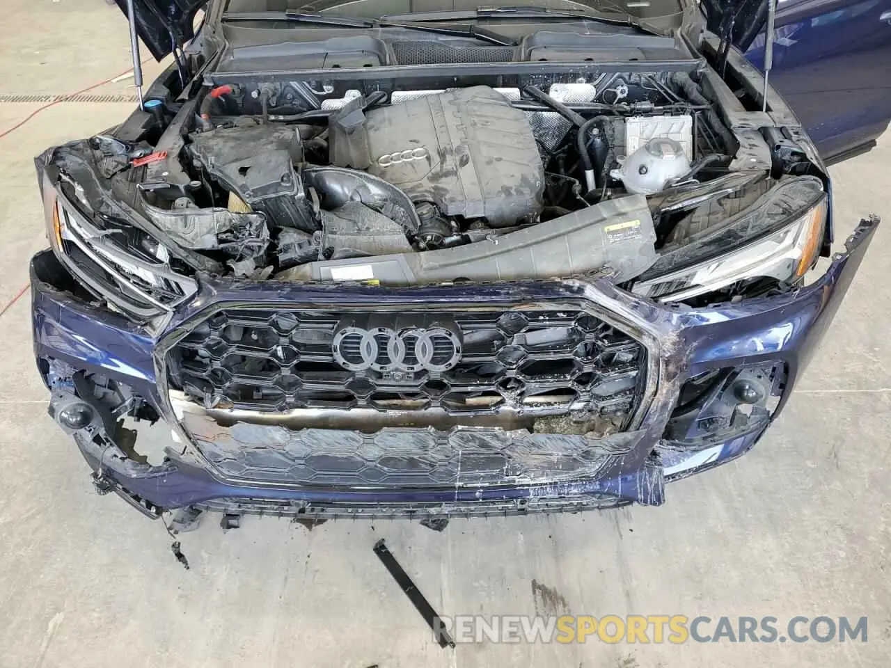 14 Photograph of a damaged car WA1EAAFY2N2106249 AUDI Q5 2022