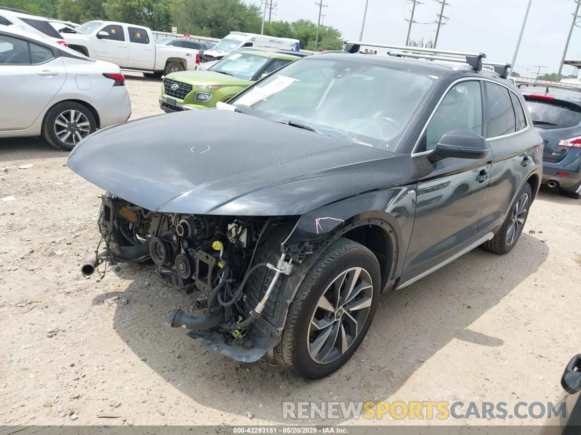 2 Photograph of a damaged car WA1EAAFY2N2111287 AUDI Q5 2022
