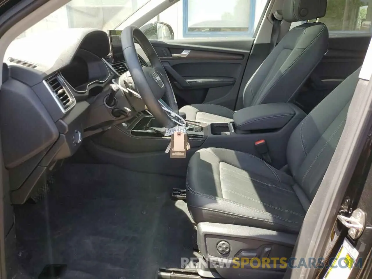 7 Photograph of a damaged car WA1EAAFY2N2121091 AUDI Q5 2022