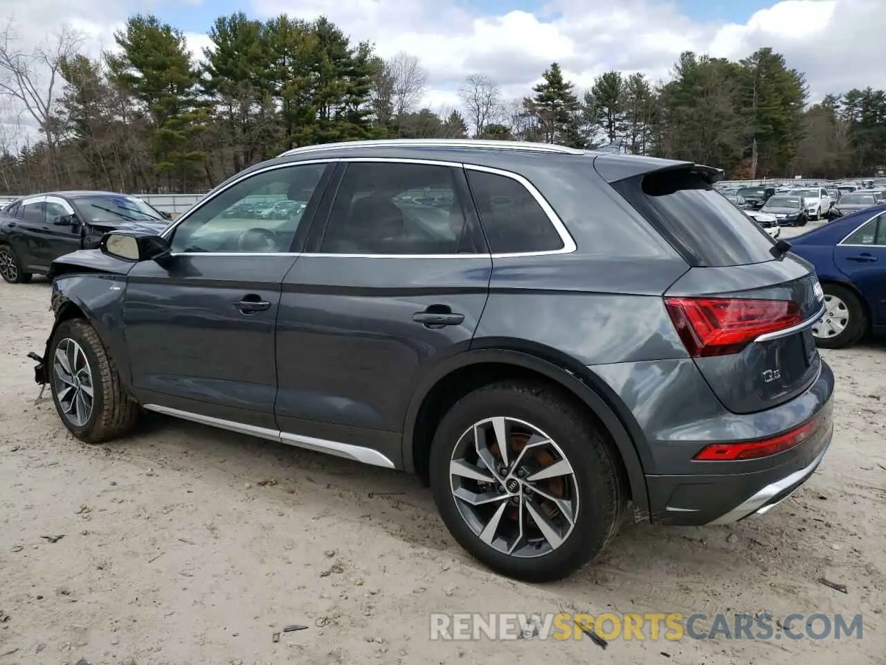2 Photograph of a damaged car WA1EAAFY3N2026619 AUDI Q5 2022
