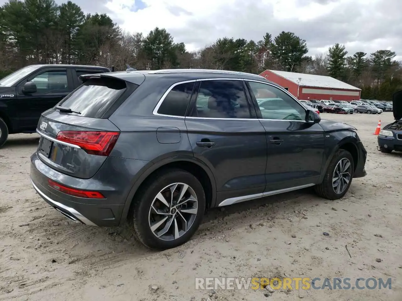 3 Photograph of a damaged car WA1EAAFY3N2026619 AUDI Q5 2022