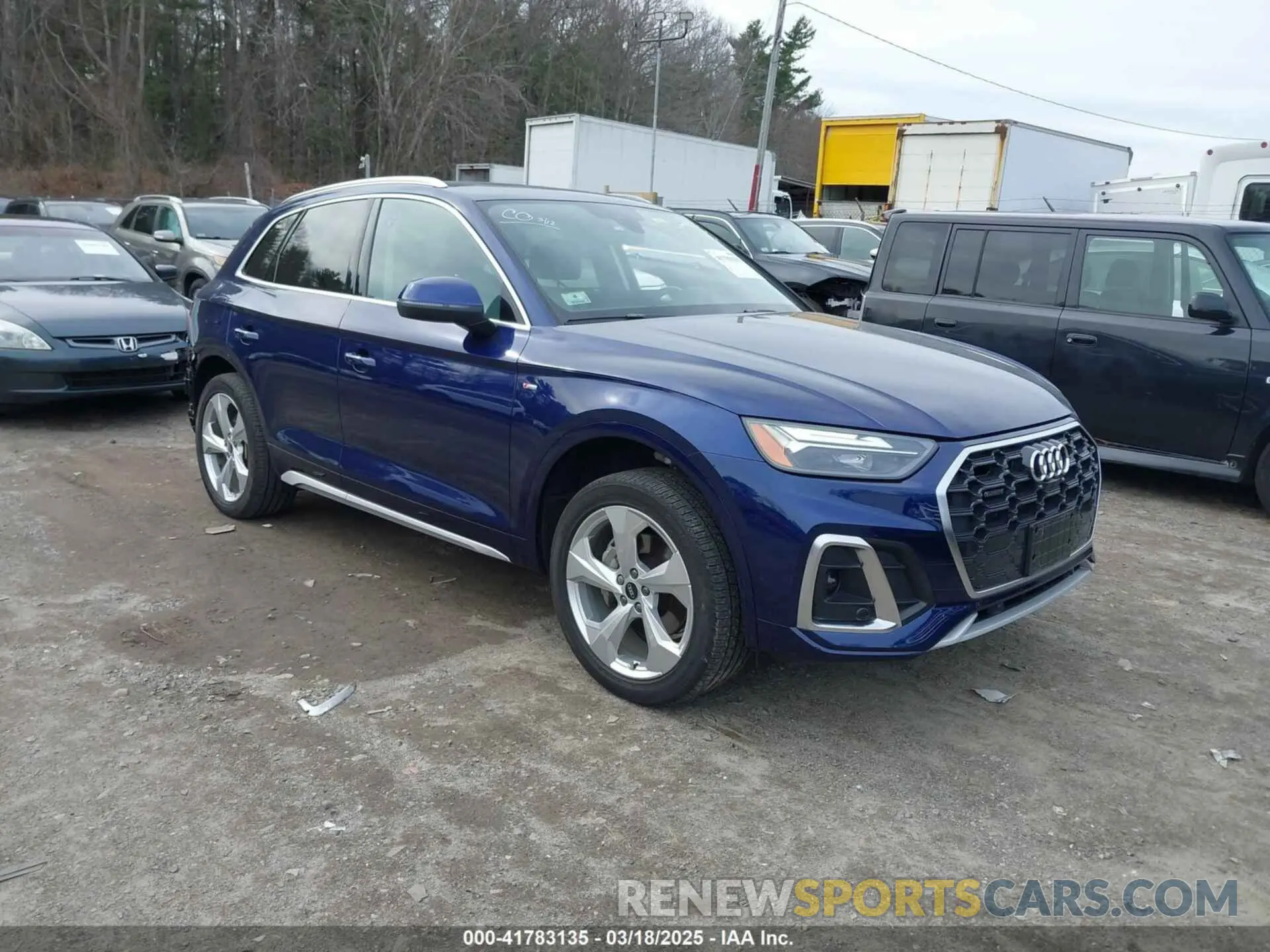 1 Photograph of a damaged car WA1EAAFY3N2099747 AUDI Q5 2022