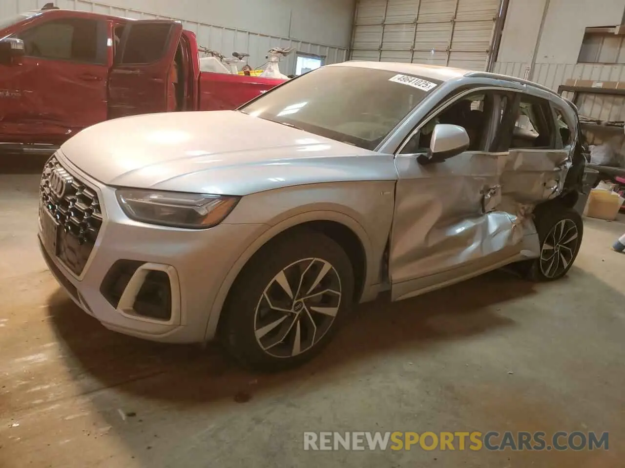 1 Photograph of a damaged car WA1EAAFY3N2114442 AUDI Q5 2022