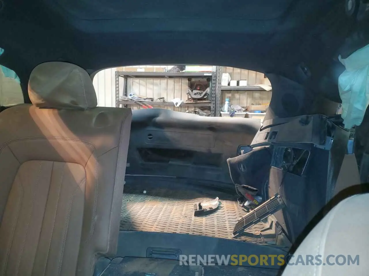 10 Photograph of a damaged car WA1EAAFY3N2114442 AUDI Q5 2022
