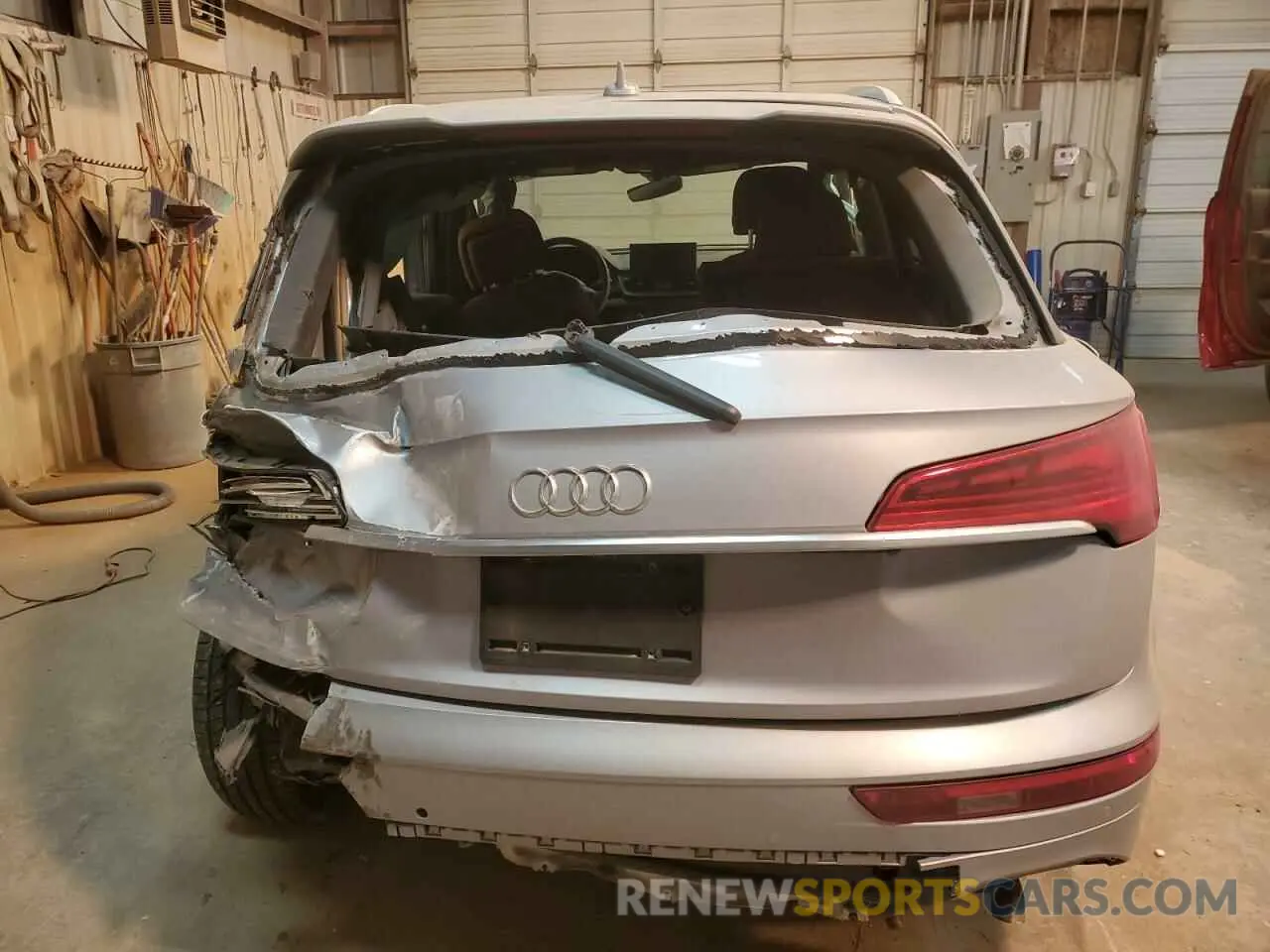6 Photograph of a damaged car WA1EAAFY3N2114442 AUDI Q5 2022