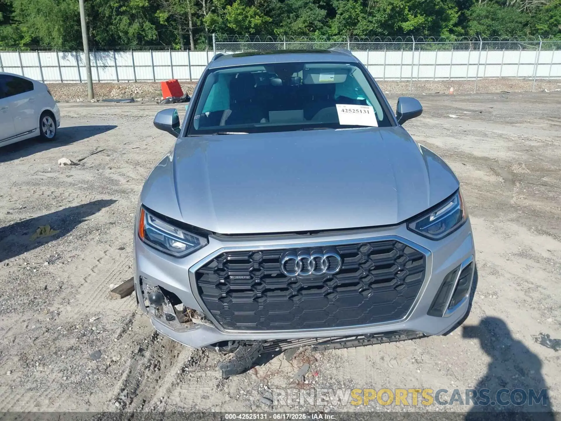 12 Photograph of a damaged car WA1EAAFY3N2120175 AUDI Q5 2022