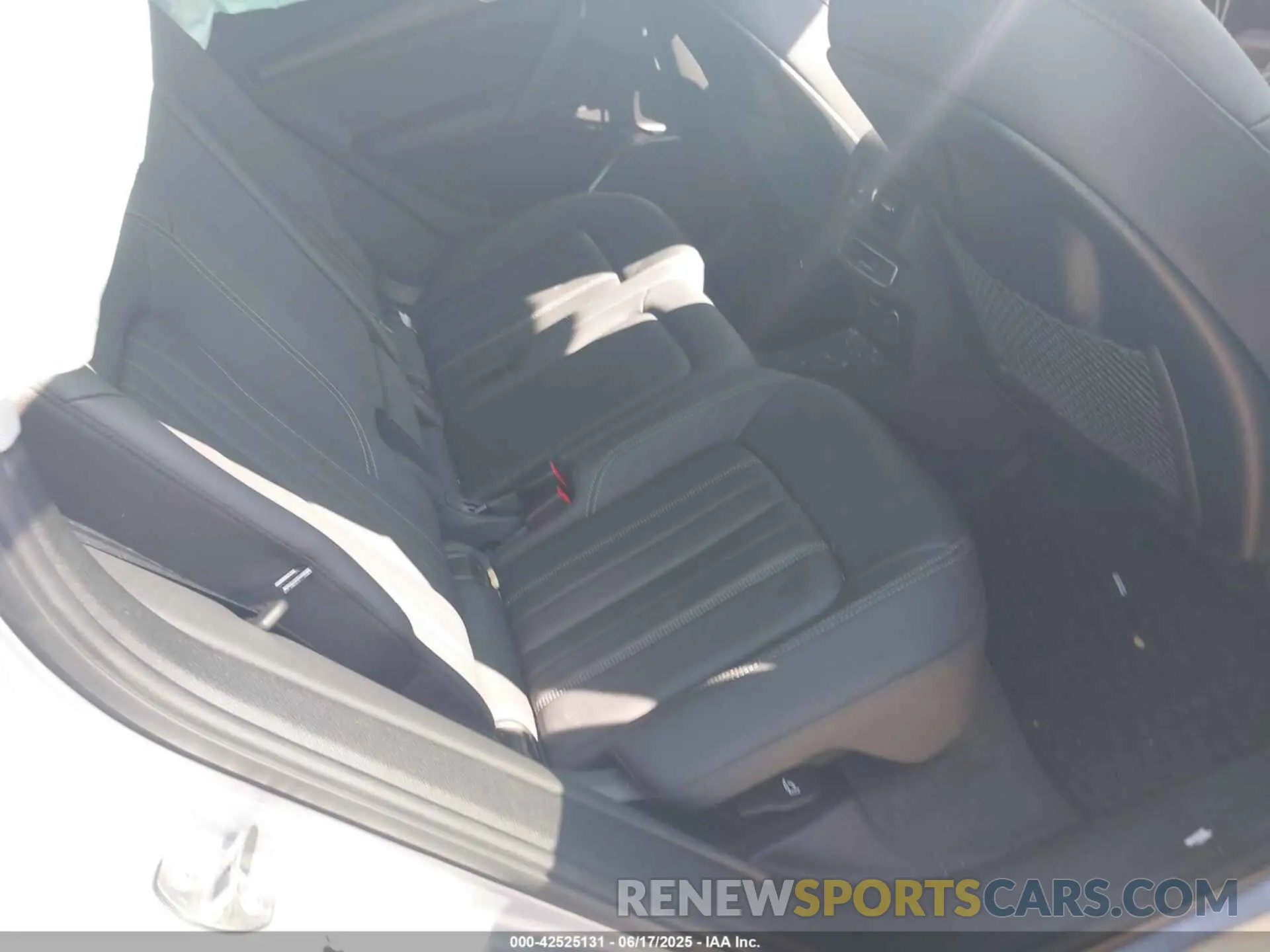 8 Photograph of a damaged car WA1EAAFY3N2120175 AUDI Q5 2022
