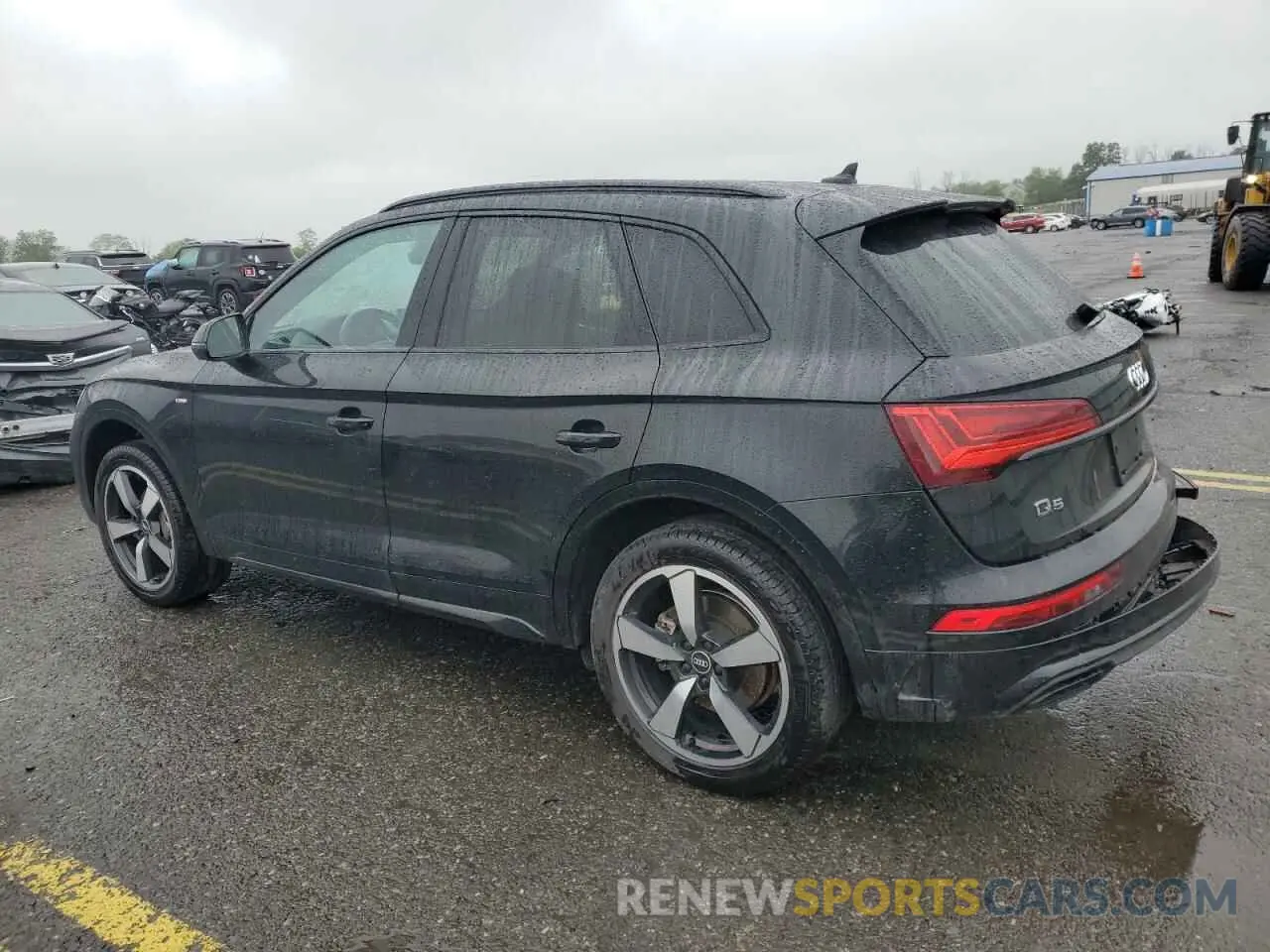 2 Photograph of a damaged car WA1EAAFY4N2044630 AUDI Q5 2022