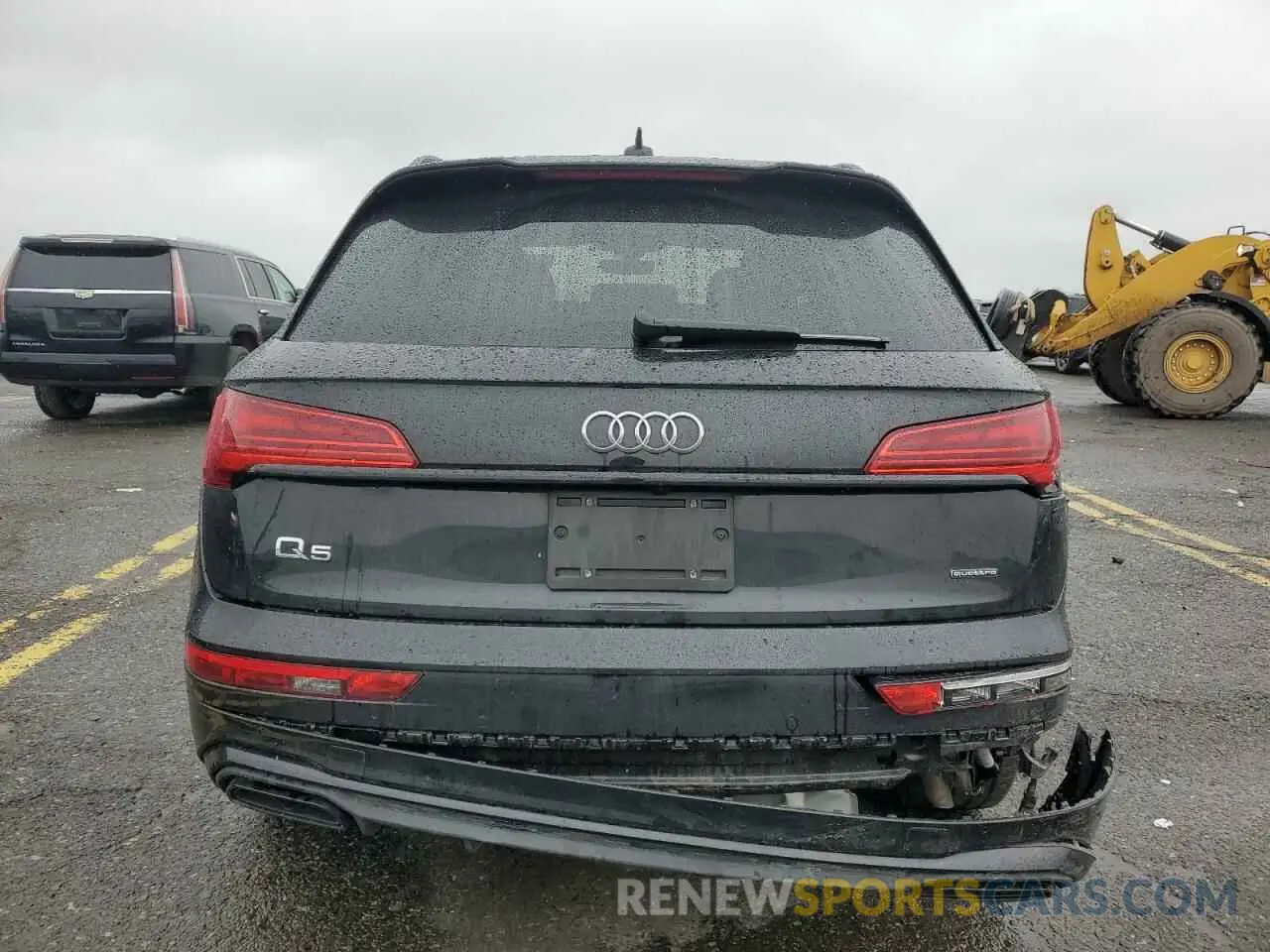 6 Photograph of a damaged car WA1EAAFY4N2044630 AUDI Q5 2022