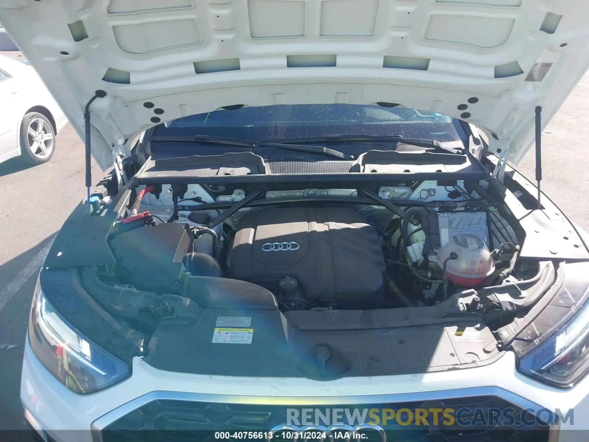 10 Photograph of a damaged car WA1EAAFY4N2075490 AUDI Q5 2022