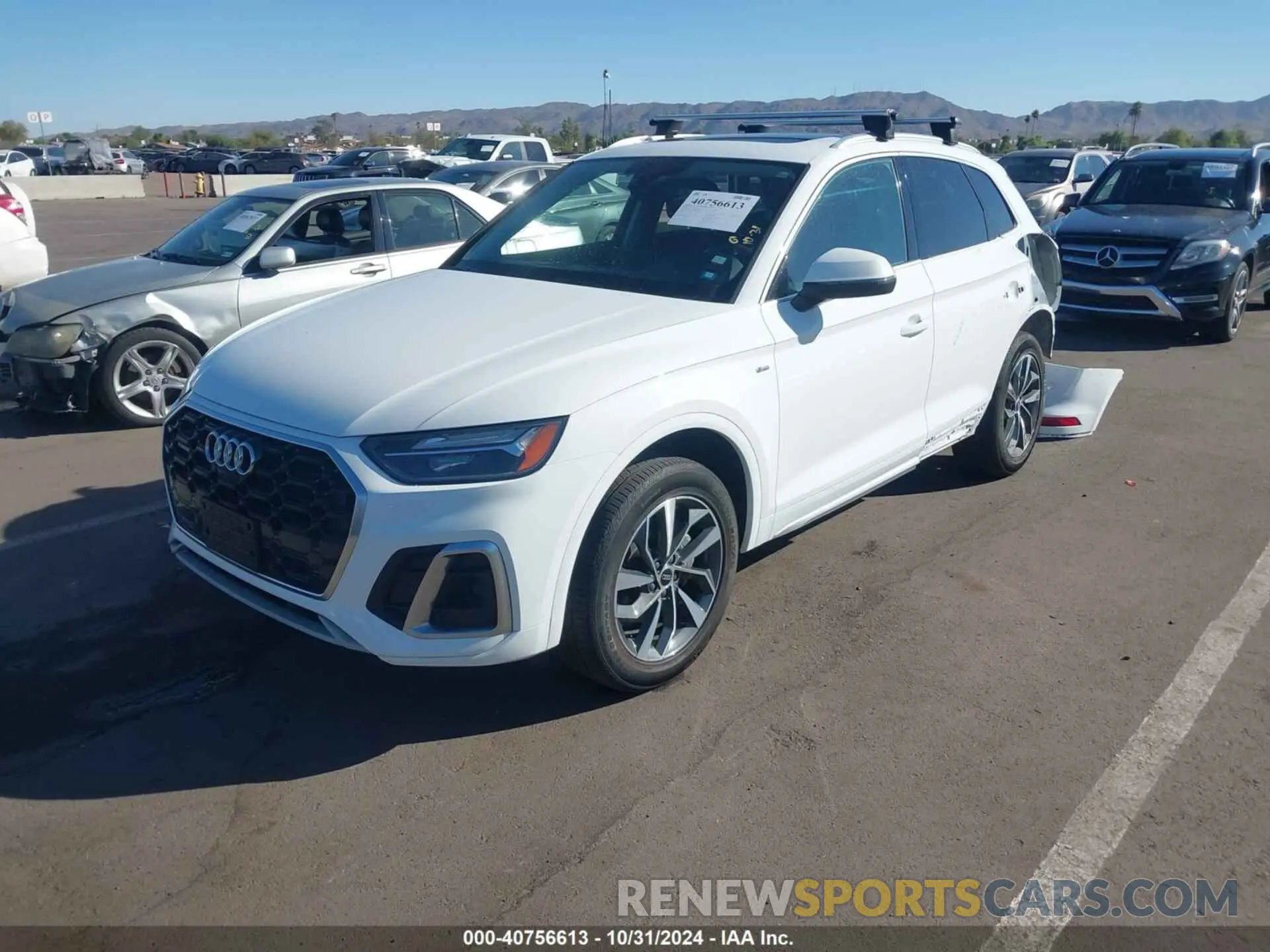 2 Photograph of a damaged car WA1EAAFY4N2075490 AUDI Q5 2022