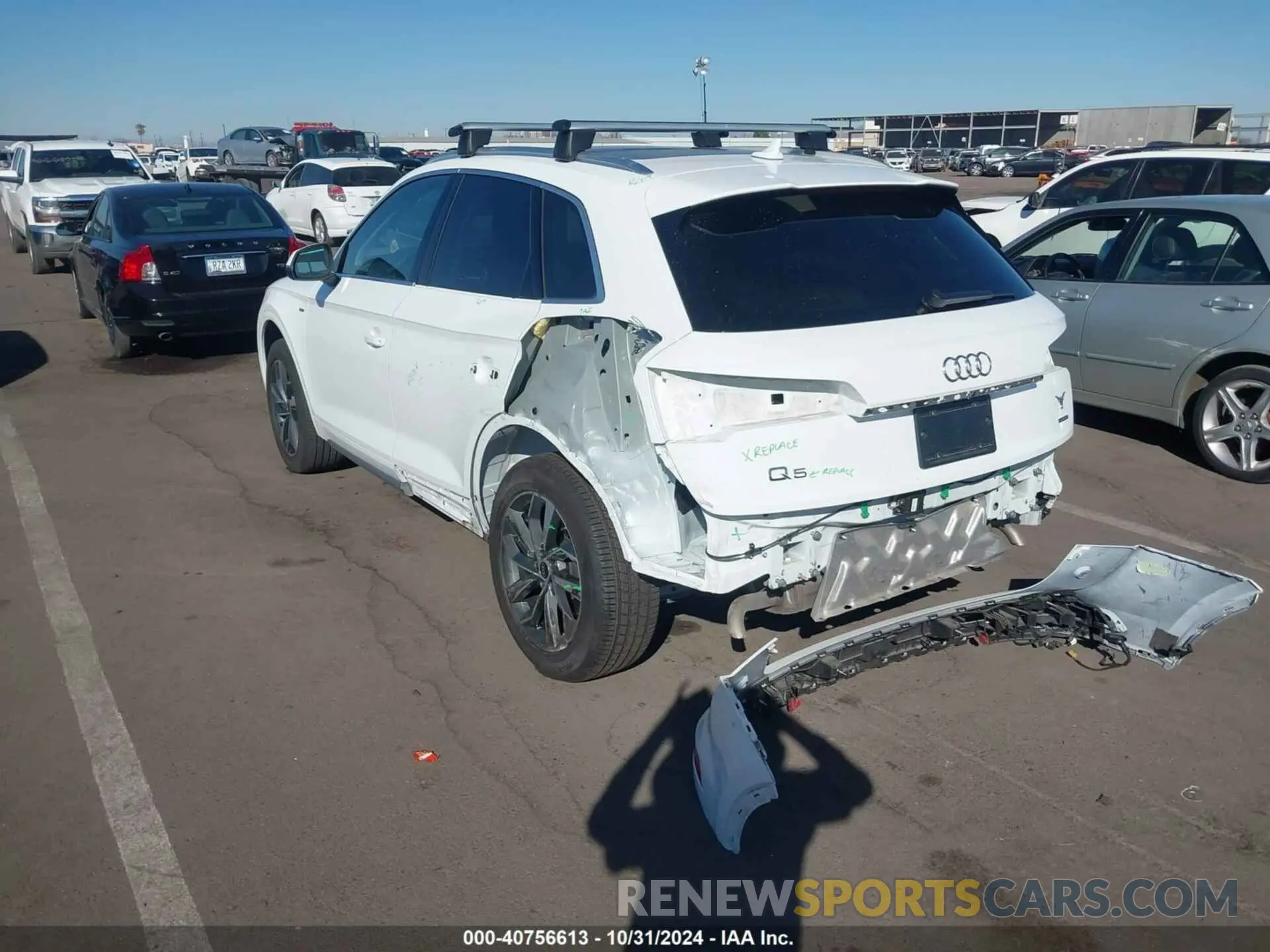 3 Photograph of a damaged car WA1EAAFY4N2075490 AUDI Q5 2022