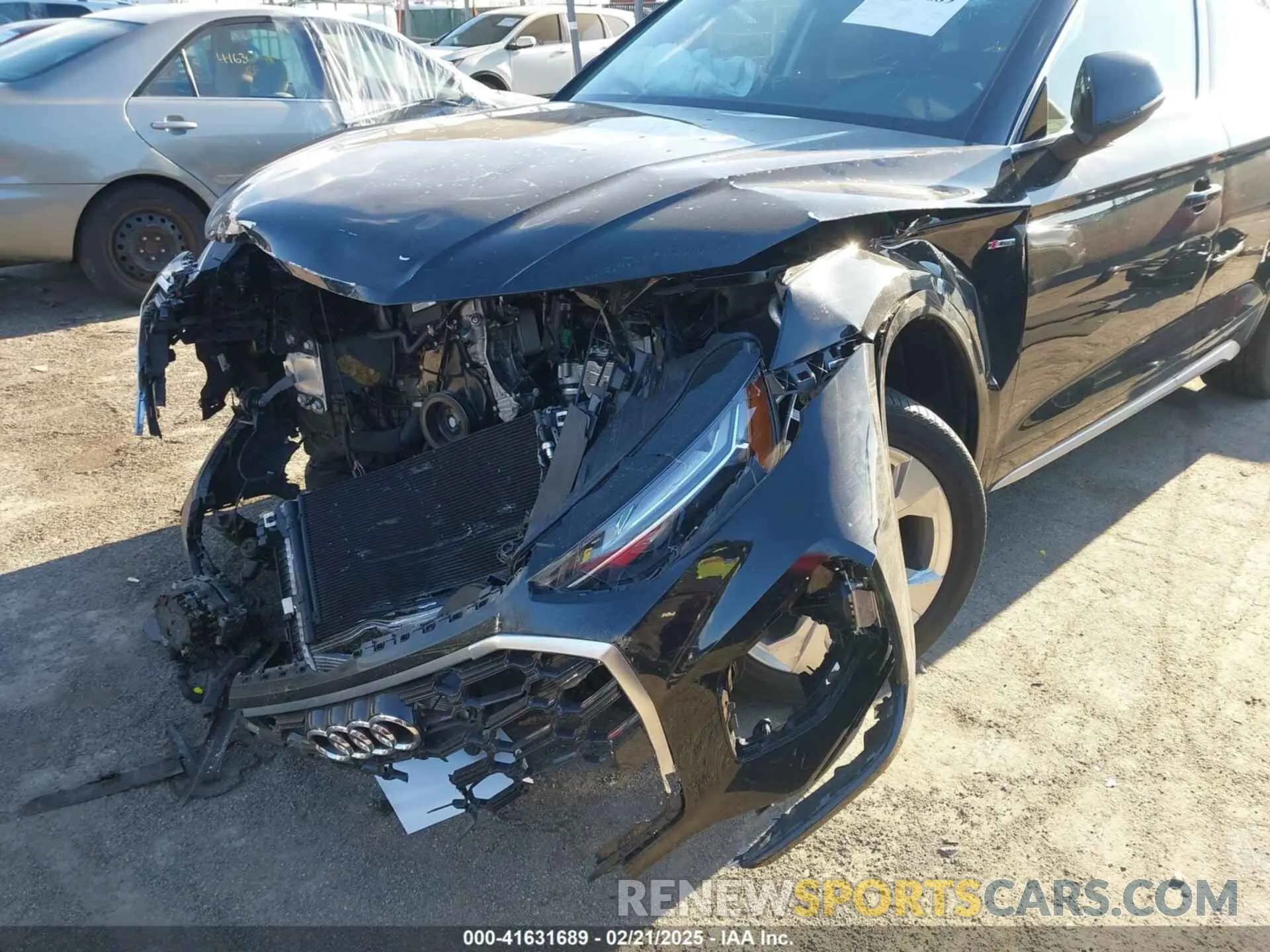 6 Photograph of a damaged car WA1EAAFY4N2139947 AUDI Q5 2022