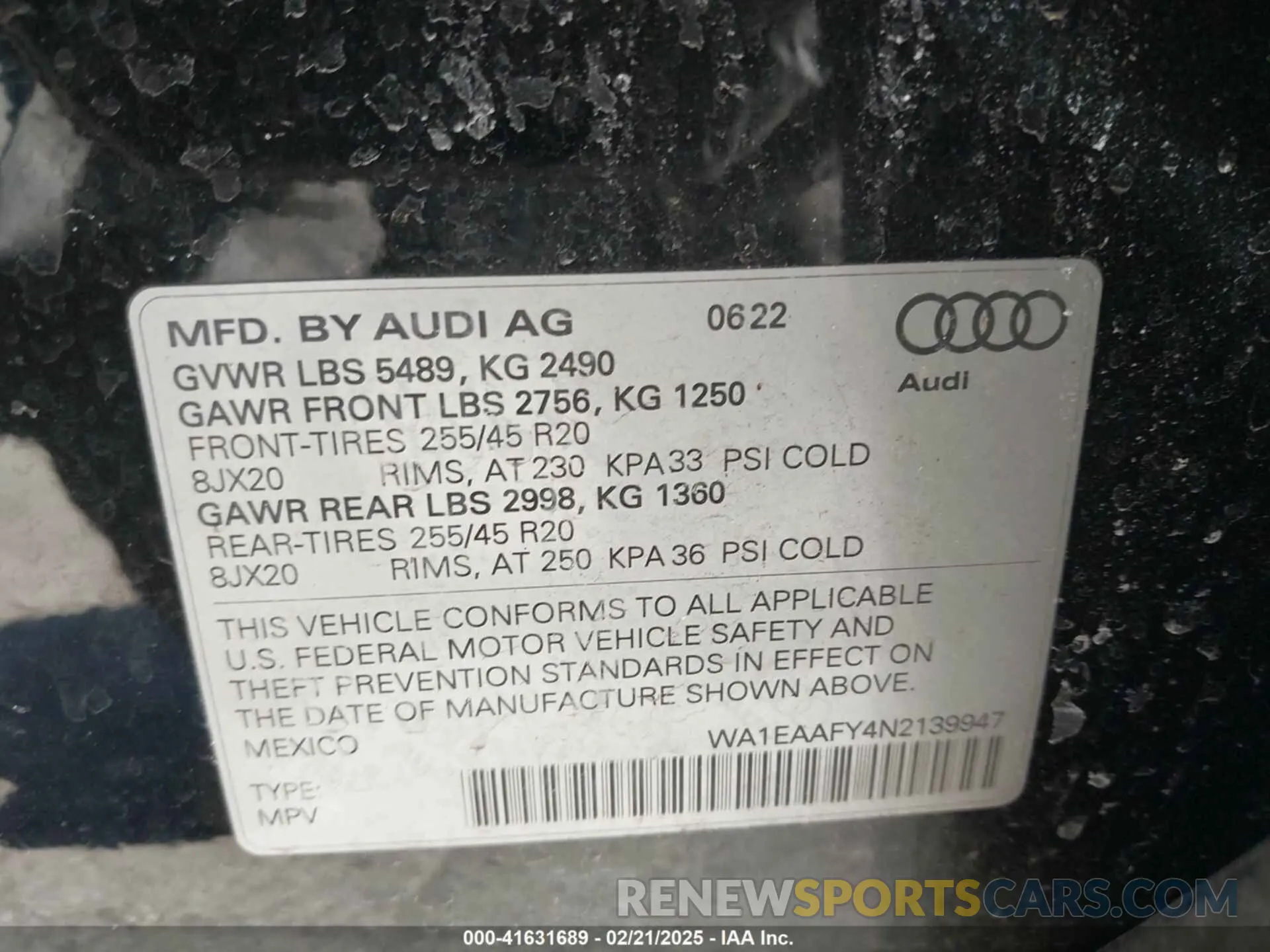 9 Photograph of a damaged car WA1EAAFY4N2139947 AUDI Q5 2022