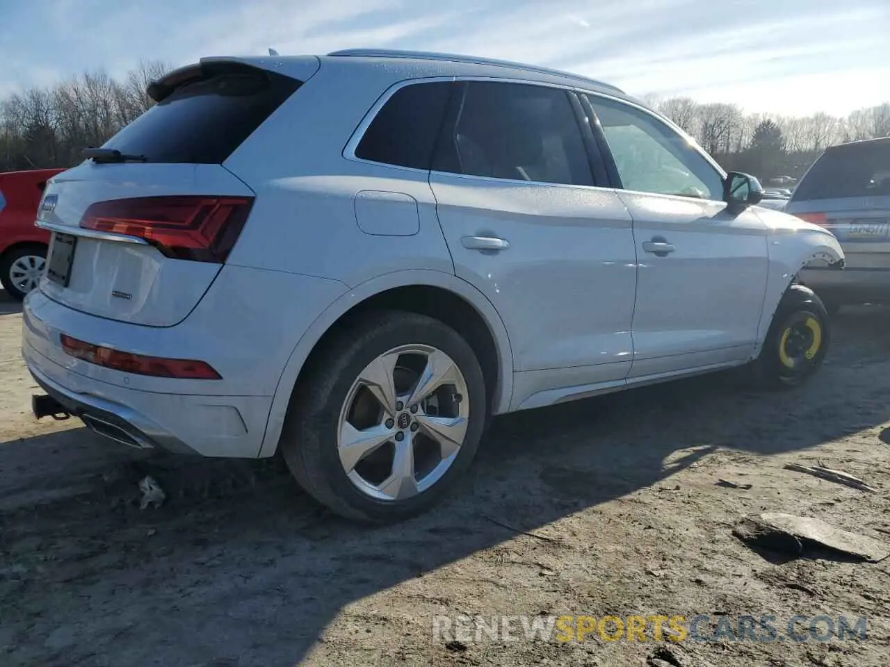 3 Photograph of a damaged car WA1EAAFY5N2118556 AUDI Q5 2022