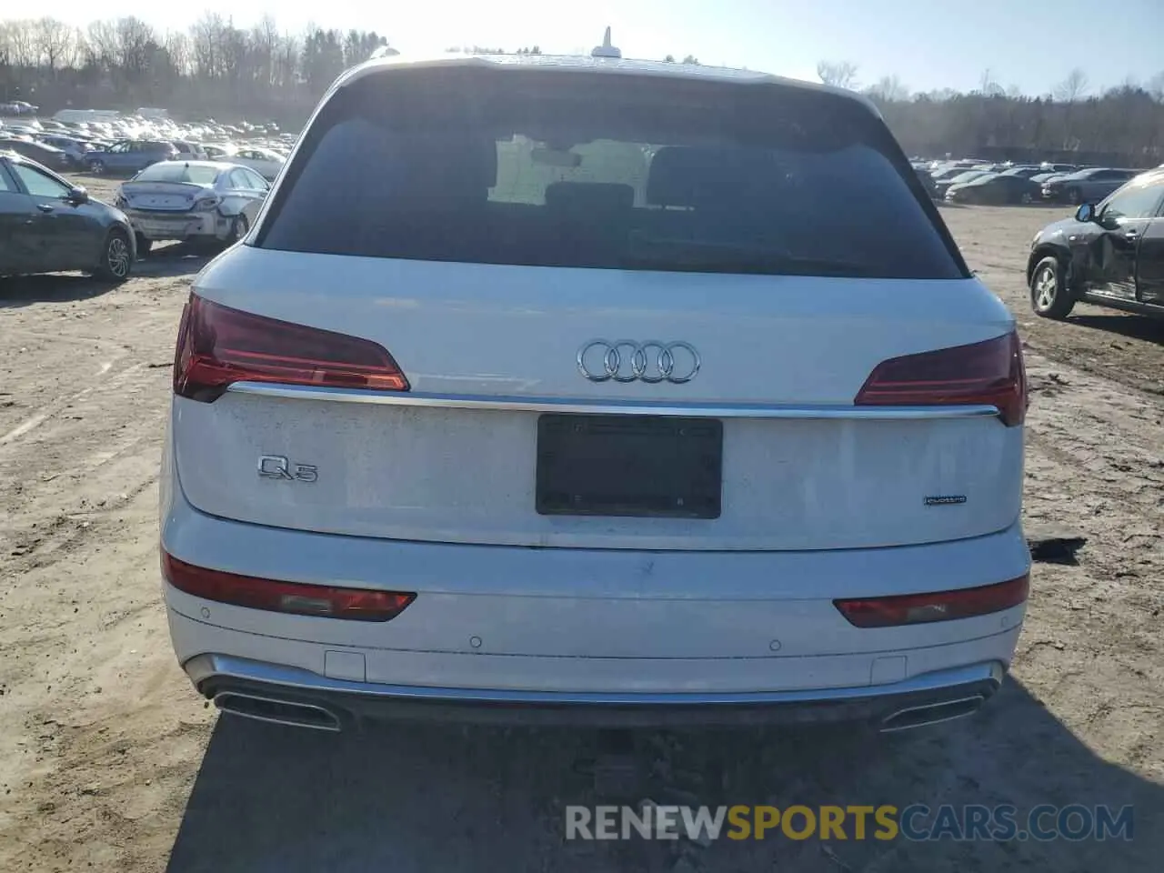 6 Photograph of a damaged car WA1EAAFY5N2118556 AUDI Q5 2022