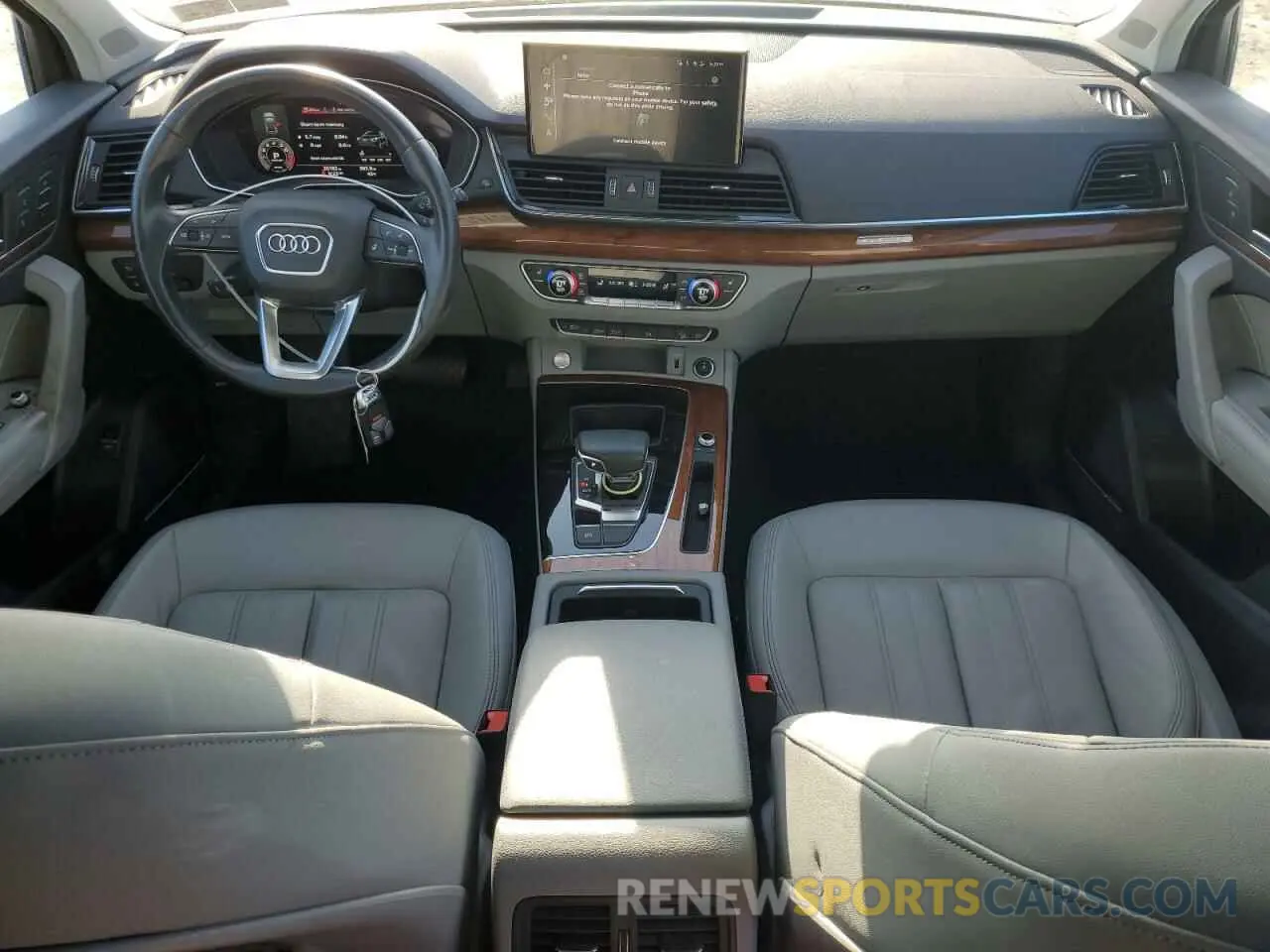 8 Photograph of a damaged car WA1EAAFY5N2118556 AUDI Q5 2022