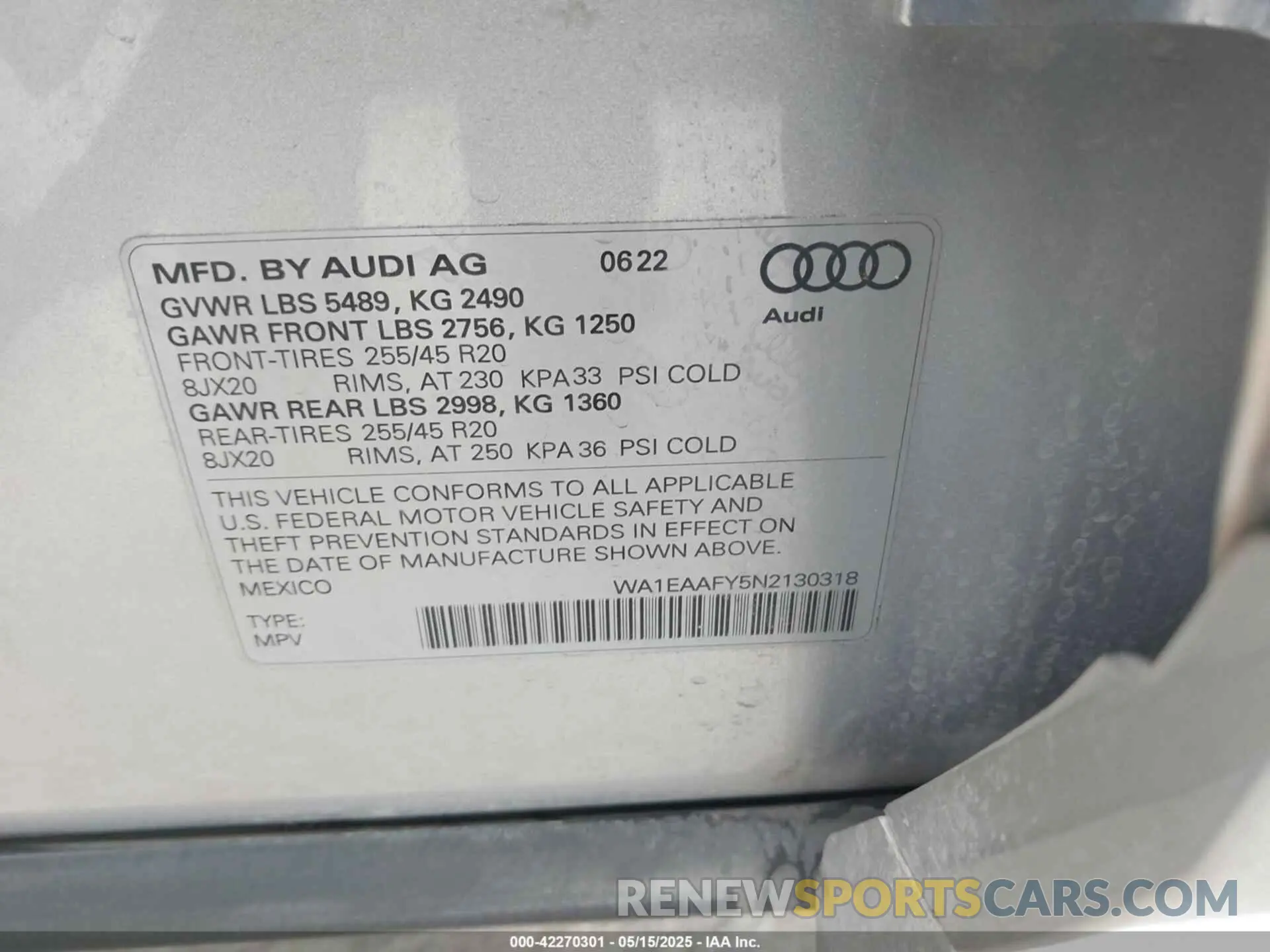 9 Photograph of a damaged car WA1EAAFY5N2130318 AUDI Q5 2022
