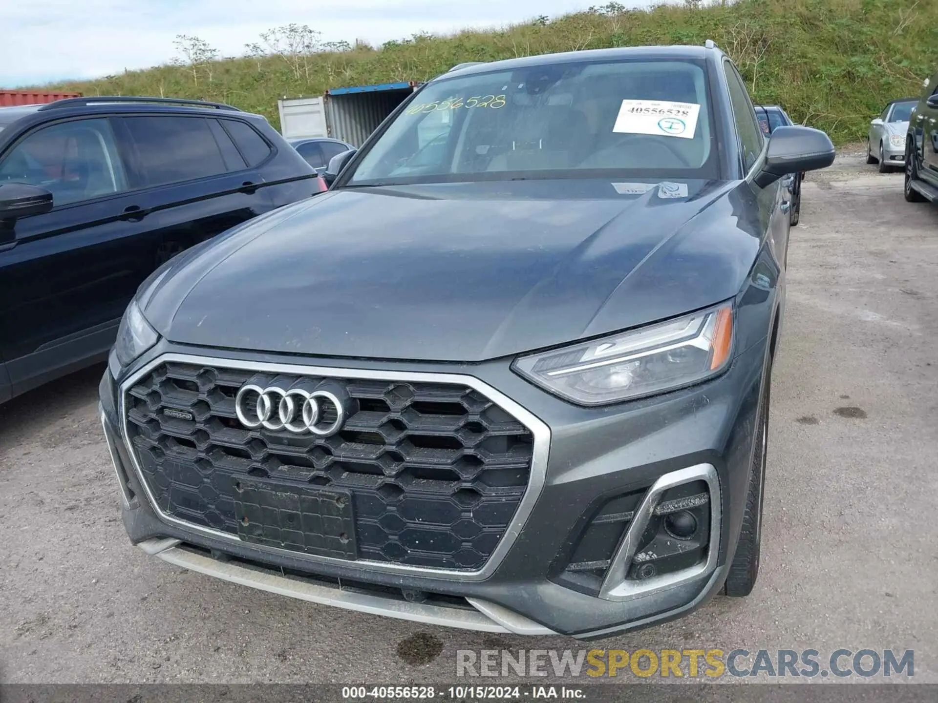 6 Photograph of a damaged car WA1EAAFY5N2136359 AUDI Q5 2022