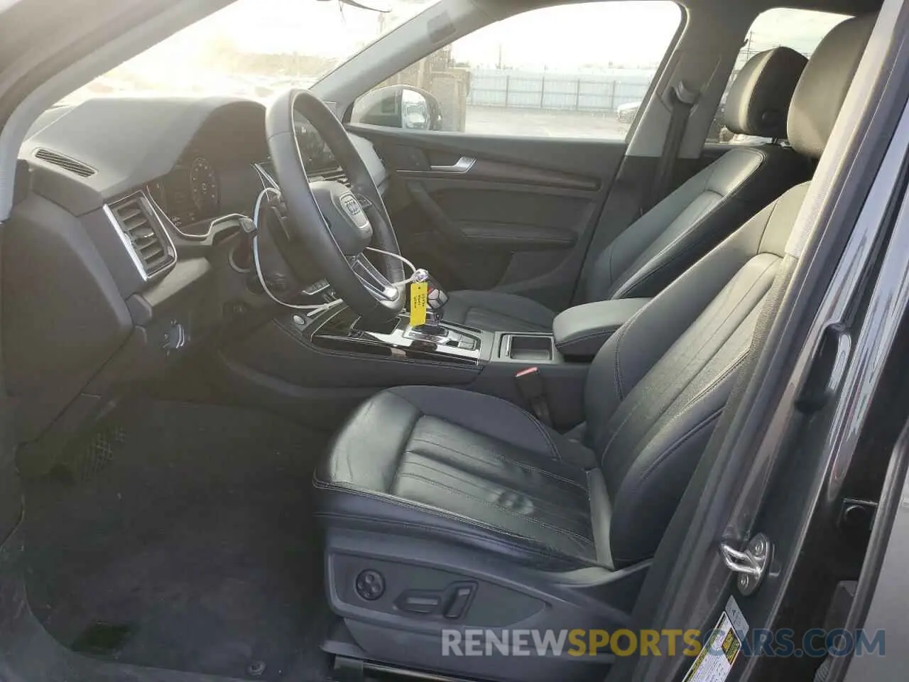 7 Photograph of a damaged car WA1EAAFY6N2048694 AUDI Q5 2022