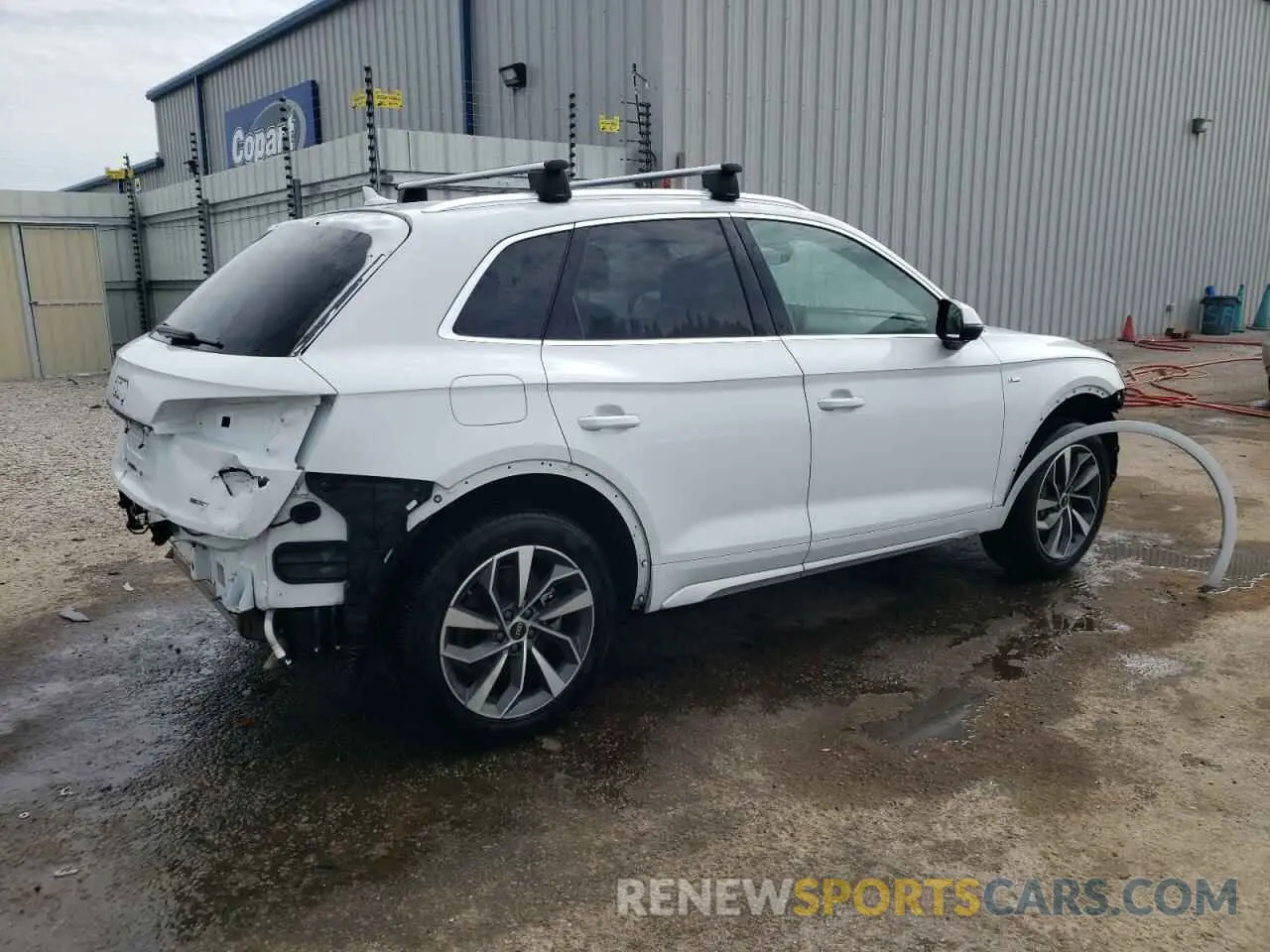3 Photograph of a damaged car WA1EAAFY6N2071392 AUDI Q5 2022