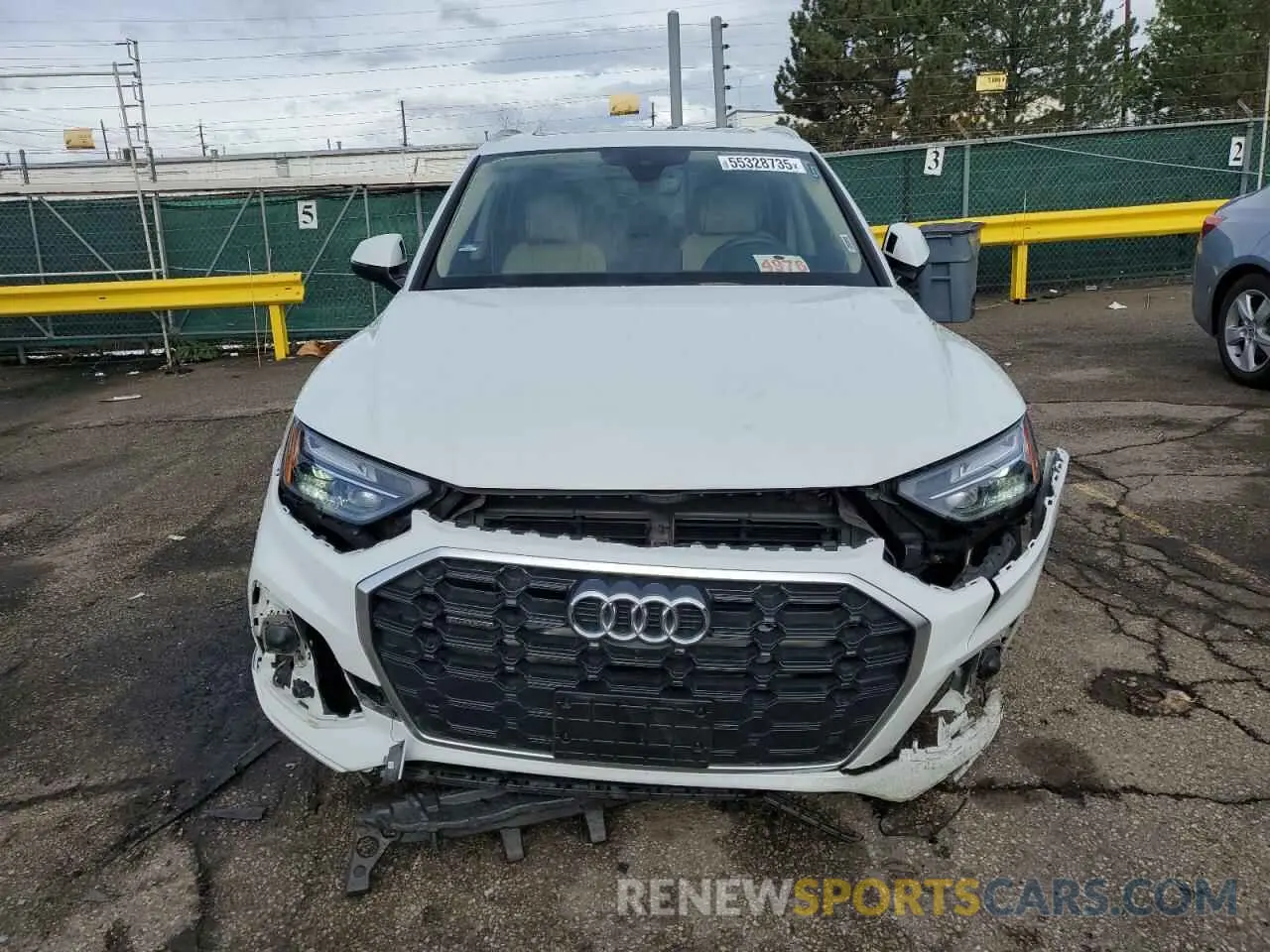 5 Photograph of a damaged car WA1EAAFY7N2009449 AUDI Q5 2022