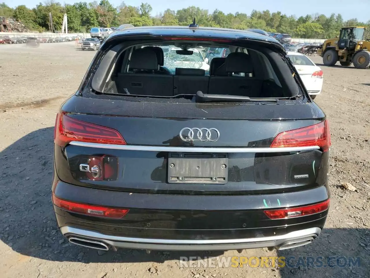 6 Photograph of a damaged car WA1EAAFY7N2047263 AUDI Q5 2022