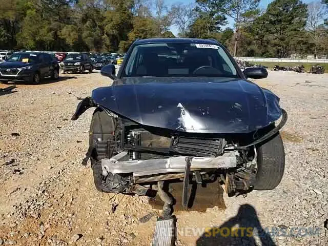 12 Photograph of a damaged car WA1EAAFY7N2050583 AUDI Q5 2022