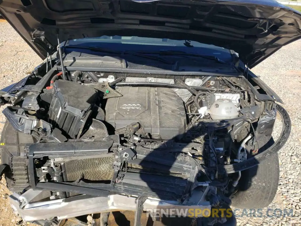 13 Photograph of a damaged car WA1EAAFY7N2050583 AUDI Q5 2022