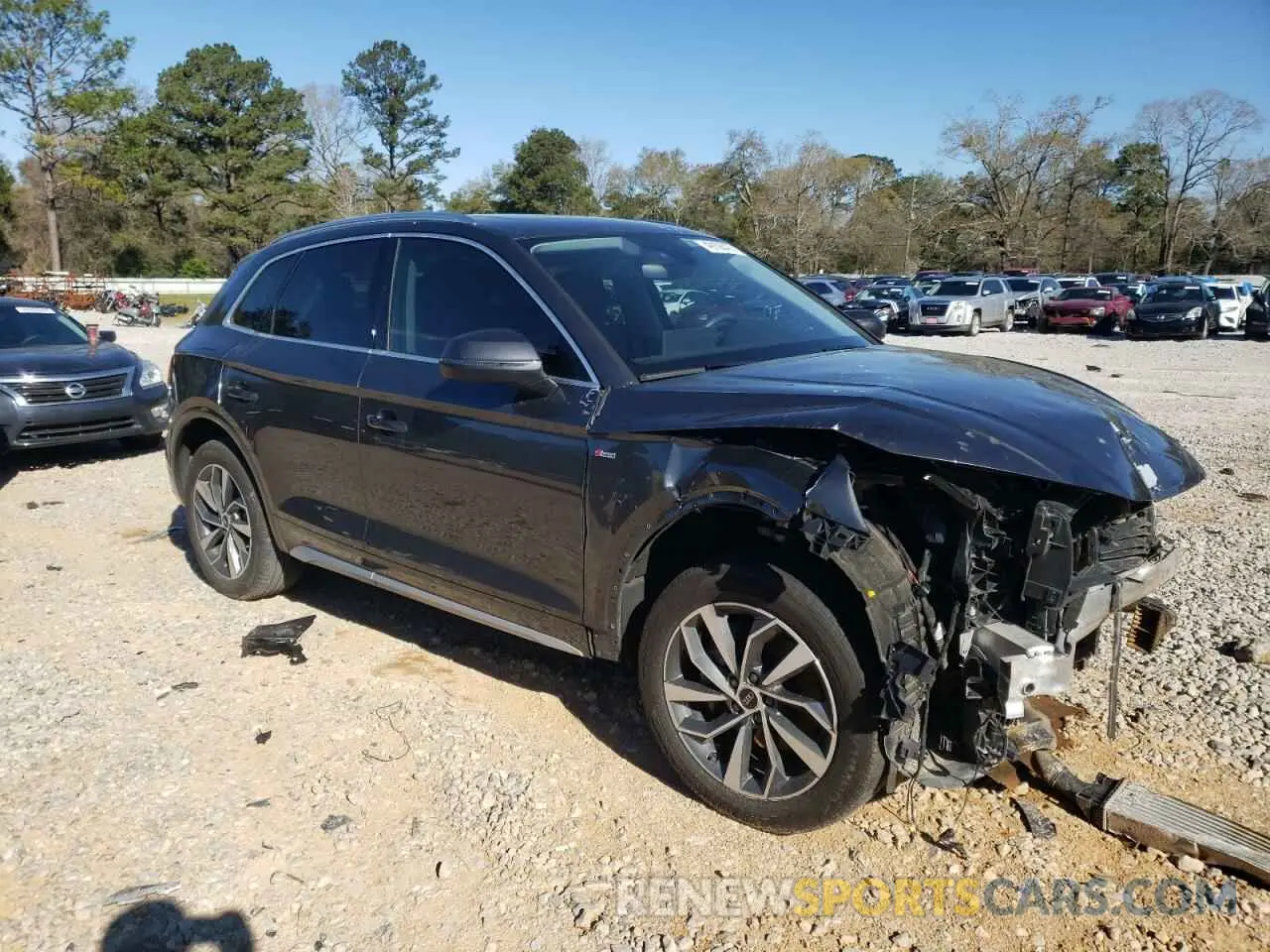 4 Photograph of a damaged car WA1EAAFY7N2050583 AUDI Q5 2022