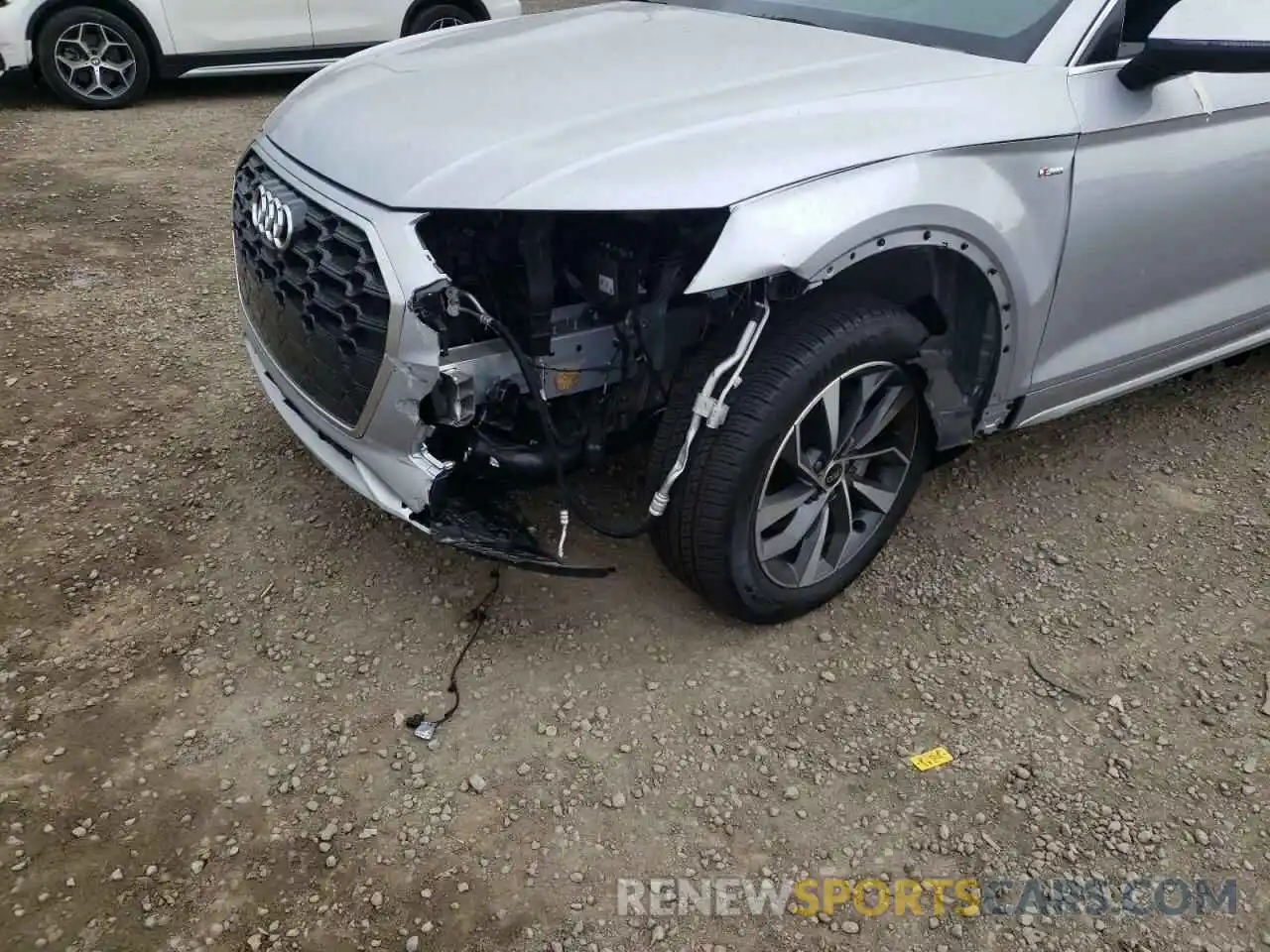 9 Photograph of a damaged car WA1EAAFY7N2115156 AUDI Q5 2022