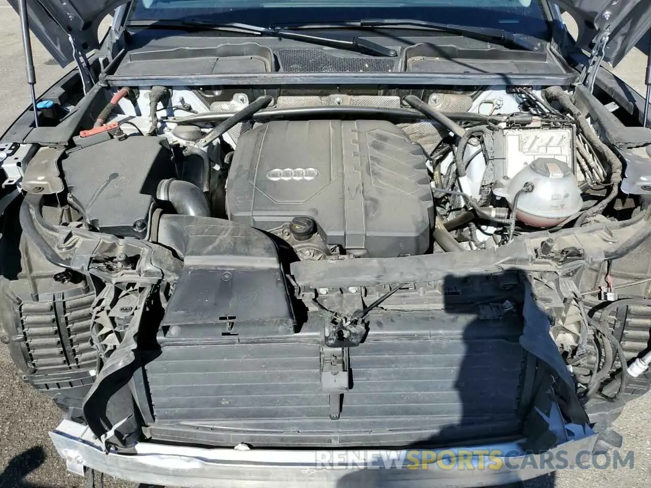 12 Photograph of a damaged car WA1EAAFY8N2014658 AUDI Q5 2022