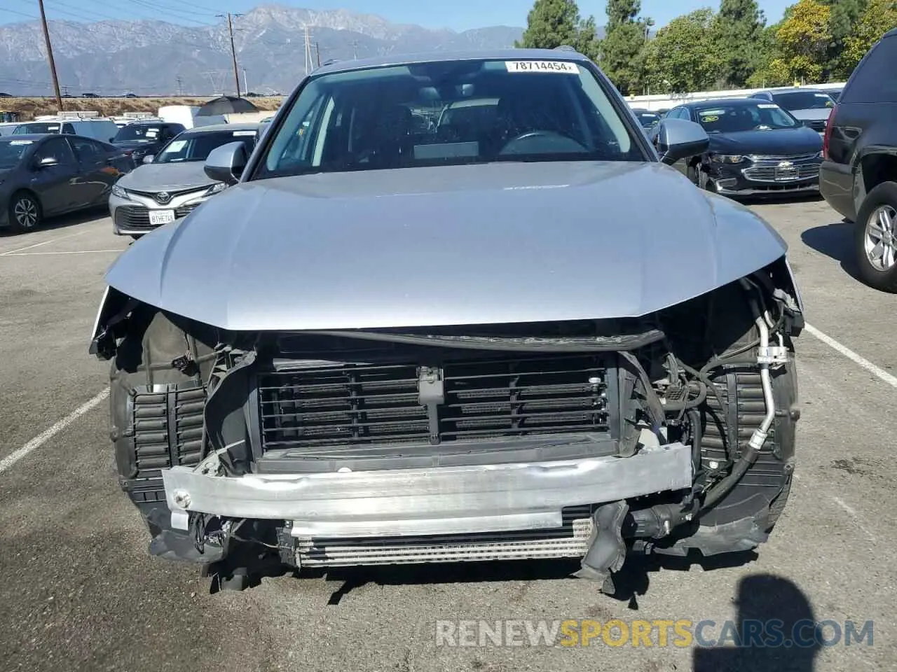 5 Photograph of a damaged car WA1EAAFY8N2014658 AUDI Q5 2022