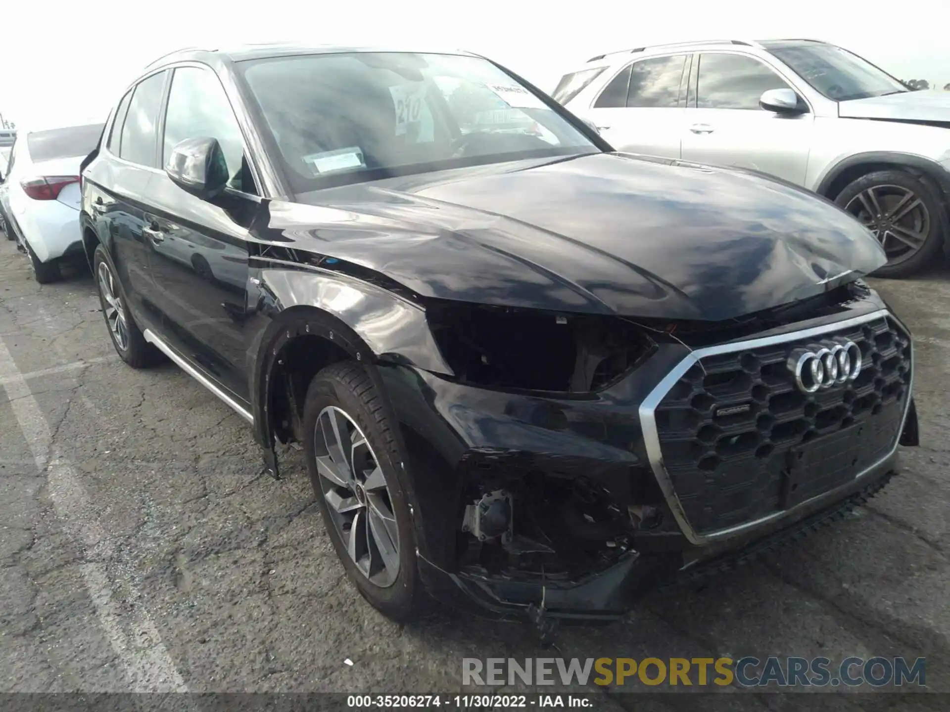 1 Photograph of a damaged car WA1EAAFY8N2018564 AUDI Q5 2022