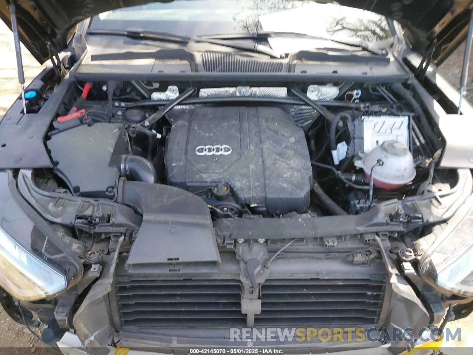 10 Photograph of a damaged car WA1EAAFY8N2027958 AUDI Q5 2022