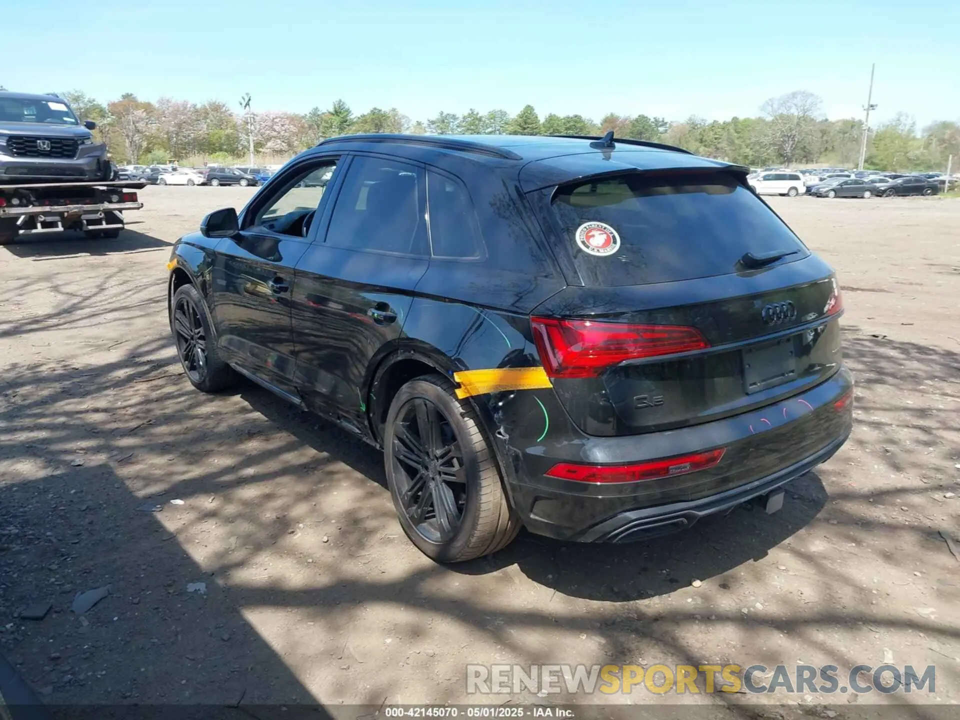 3 Photograph of a damaged car WA1EAAFY8N2027958 AUDI Q5 2022