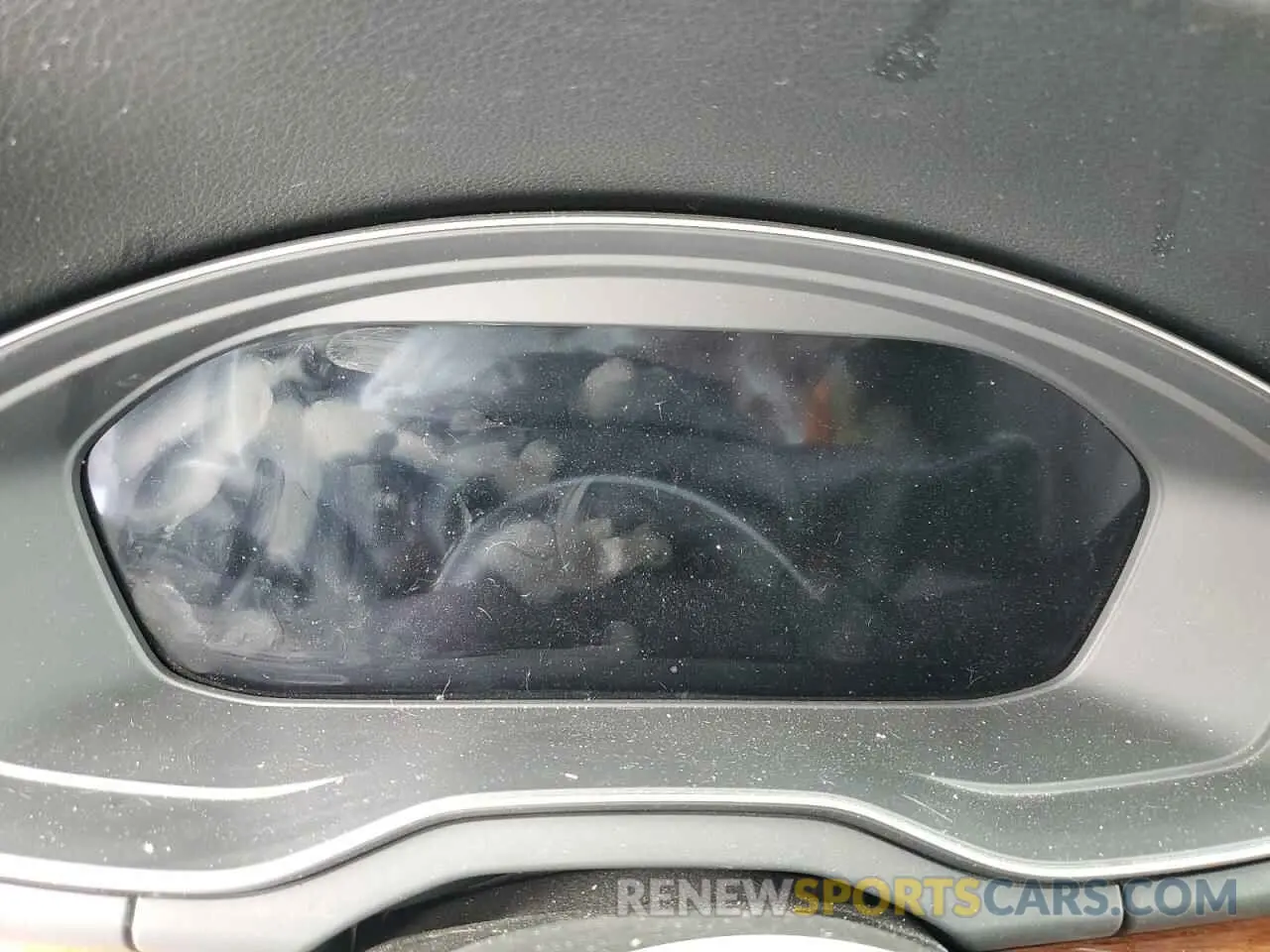 9 Photograph of a damaged car WA1EAAFY8N2042895 AUDI Q5 2022