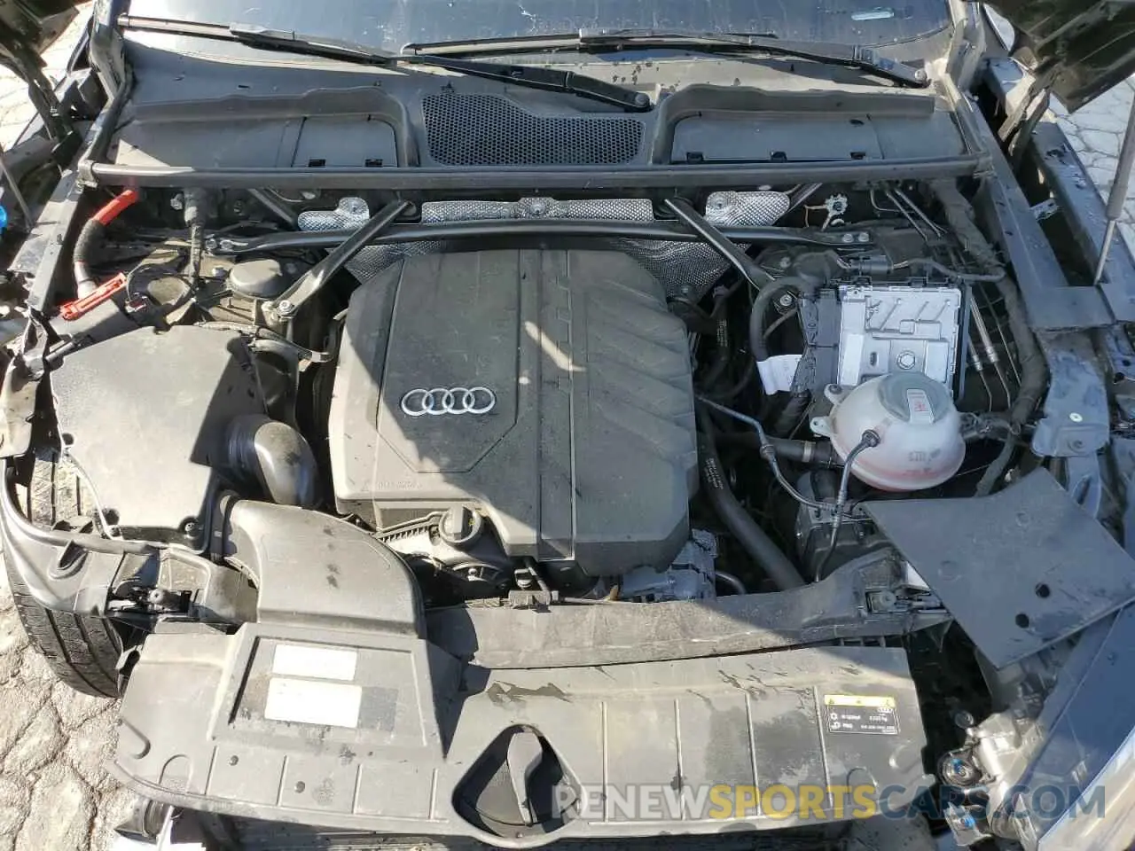 12 Photograph of a damaged car WA1EAAFY8N2054528 AUDI Q5 2022