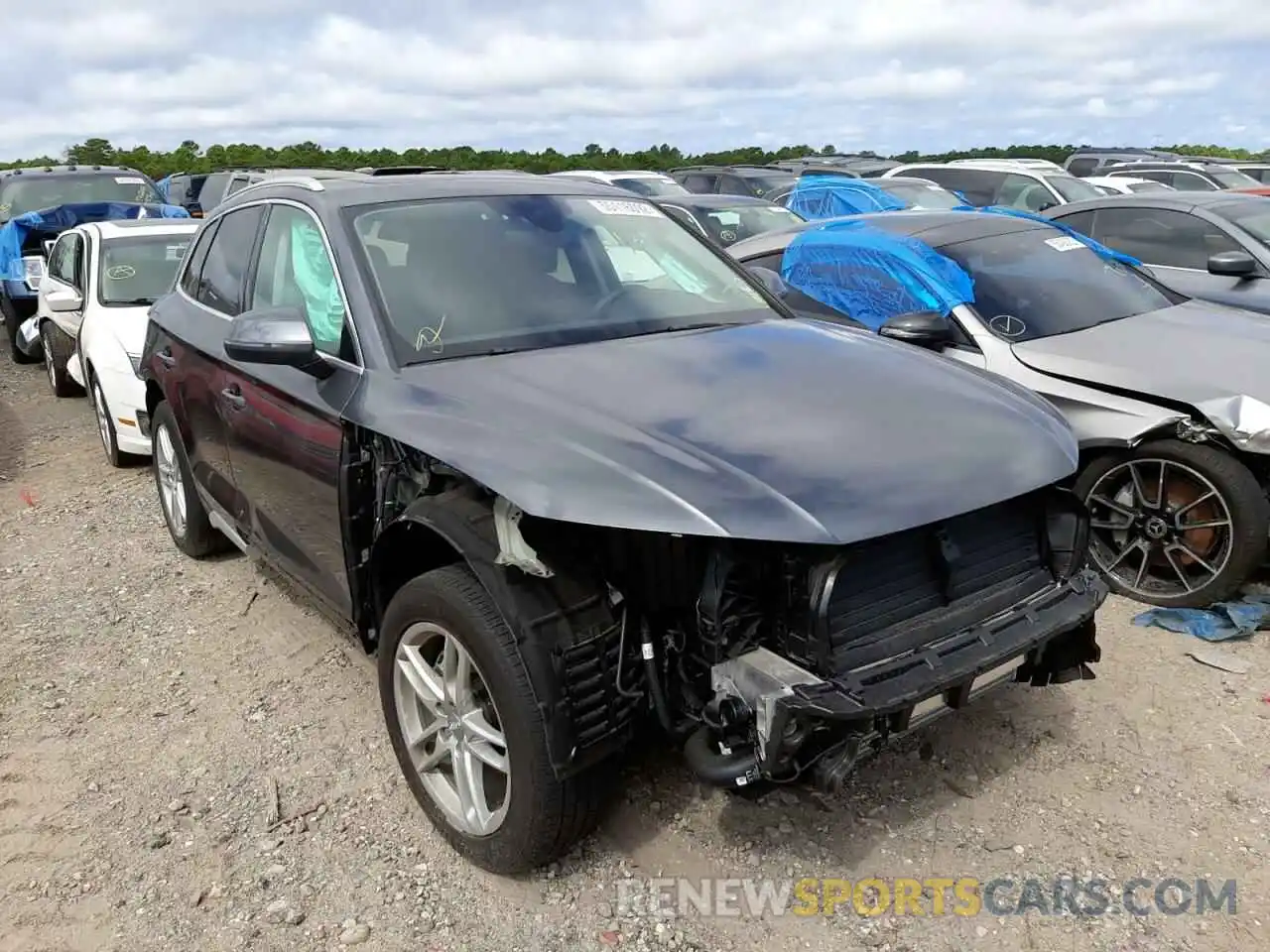 1 Photograph of a damaged car WA1EAAFY8N2075461 AUDI Q5 2022