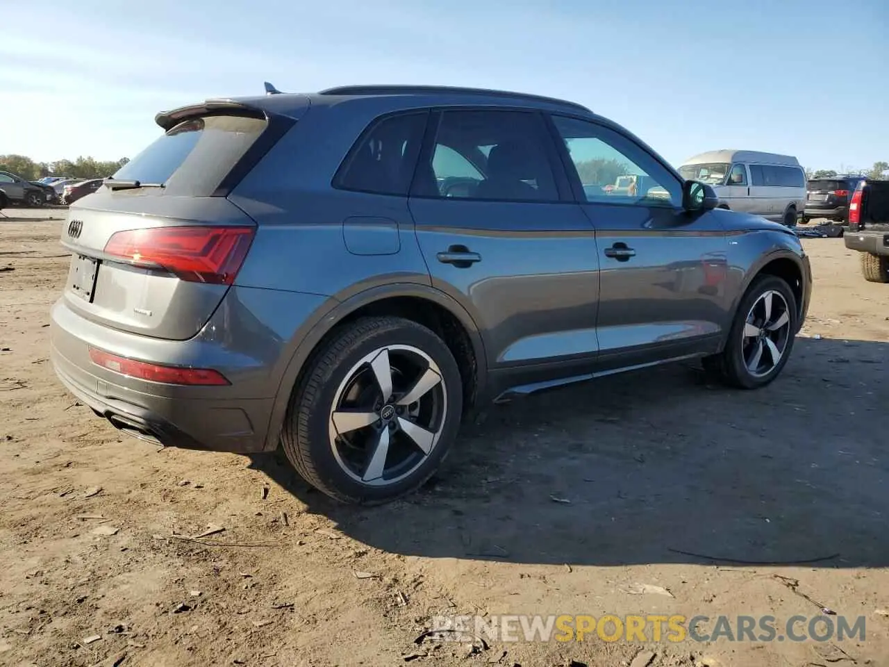 3 Photograph of a damaged car WA1EAAFY8N2097511 AUDI Q5 2022