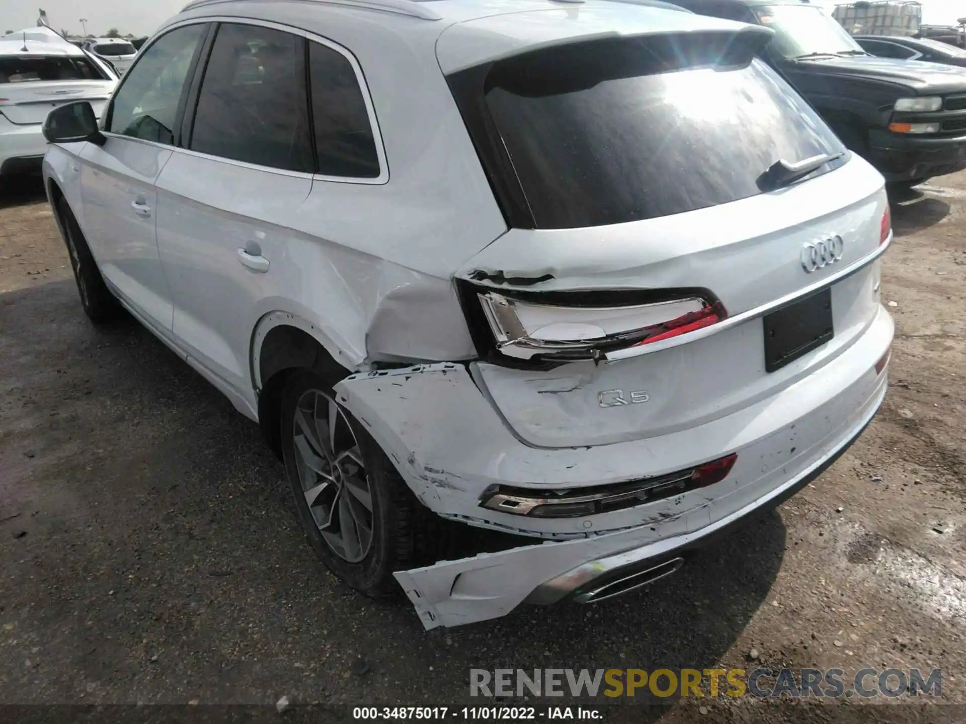 6 Photograph of a damaged car WA1EAAFY8N2107812 AUDI Q5 2022