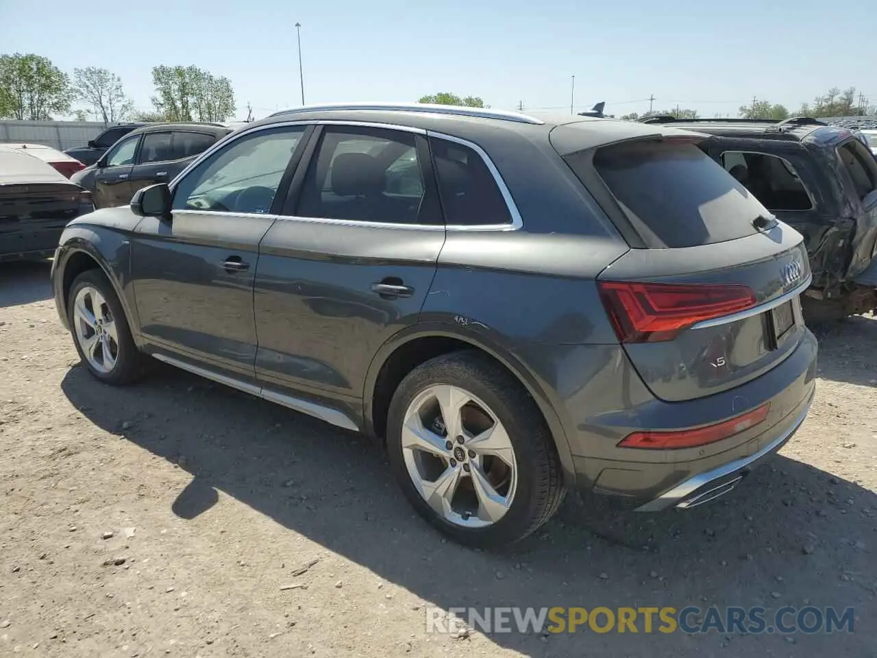 2 Photograph of a damaged car WA1EAAFY9N2001644 AUDI Q5 2022