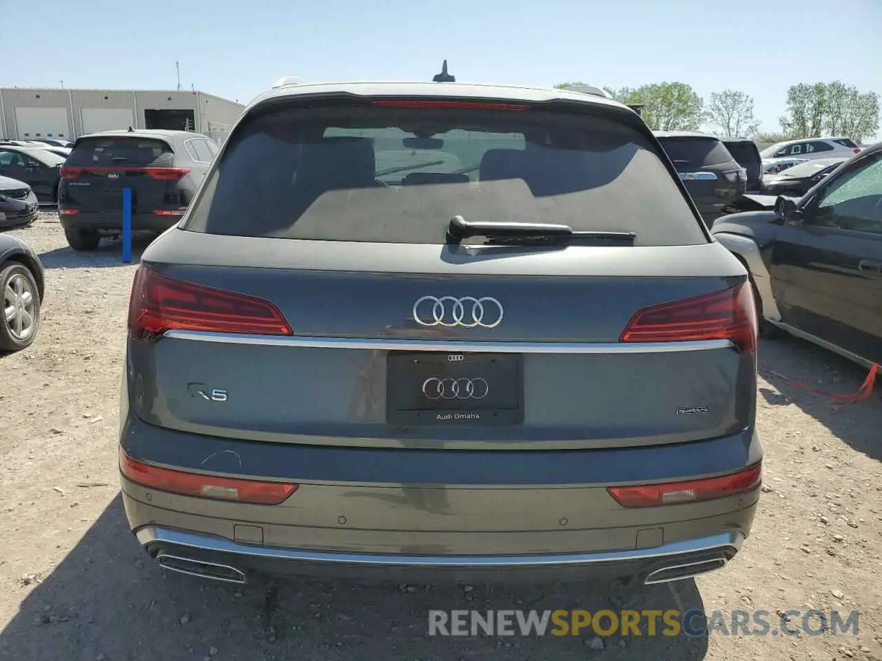 6 Photograph of a damaged car WA1EAAFY9N2001644 AUDI Q5 2022