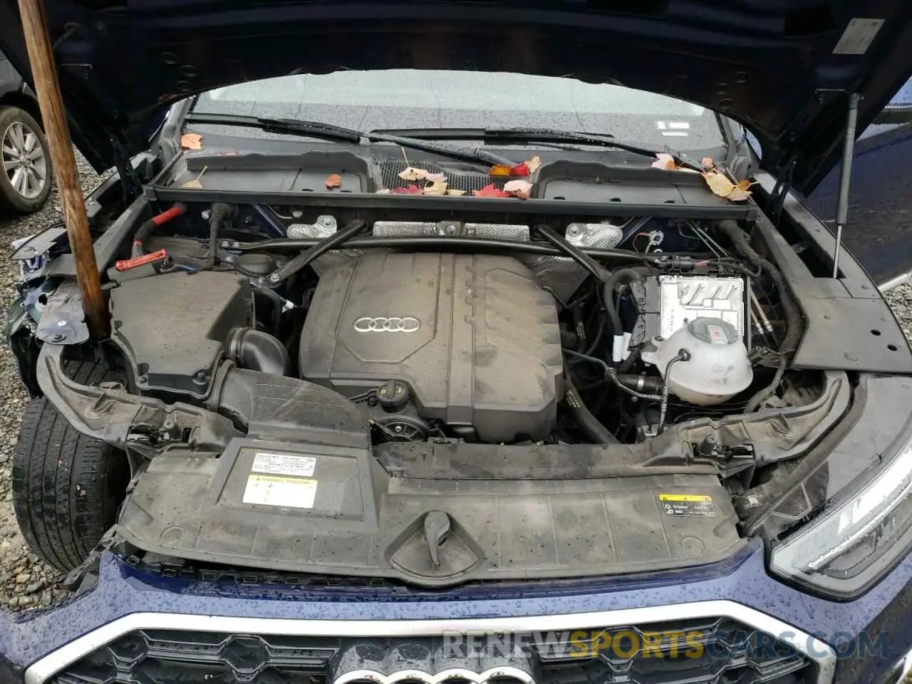 12 Photograph of a damaged car WA1EAAFY9N2042033 AUDI Q5 2022