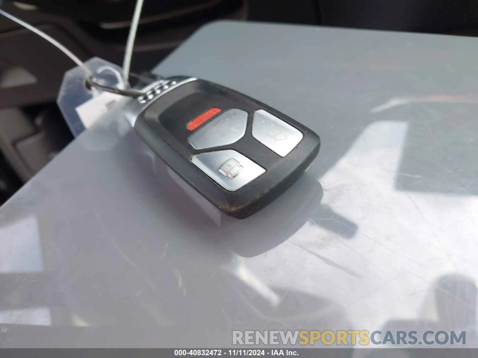11 Photograph of a damaged car WA1EAAFY9N2071077 AUDI Q5 2022