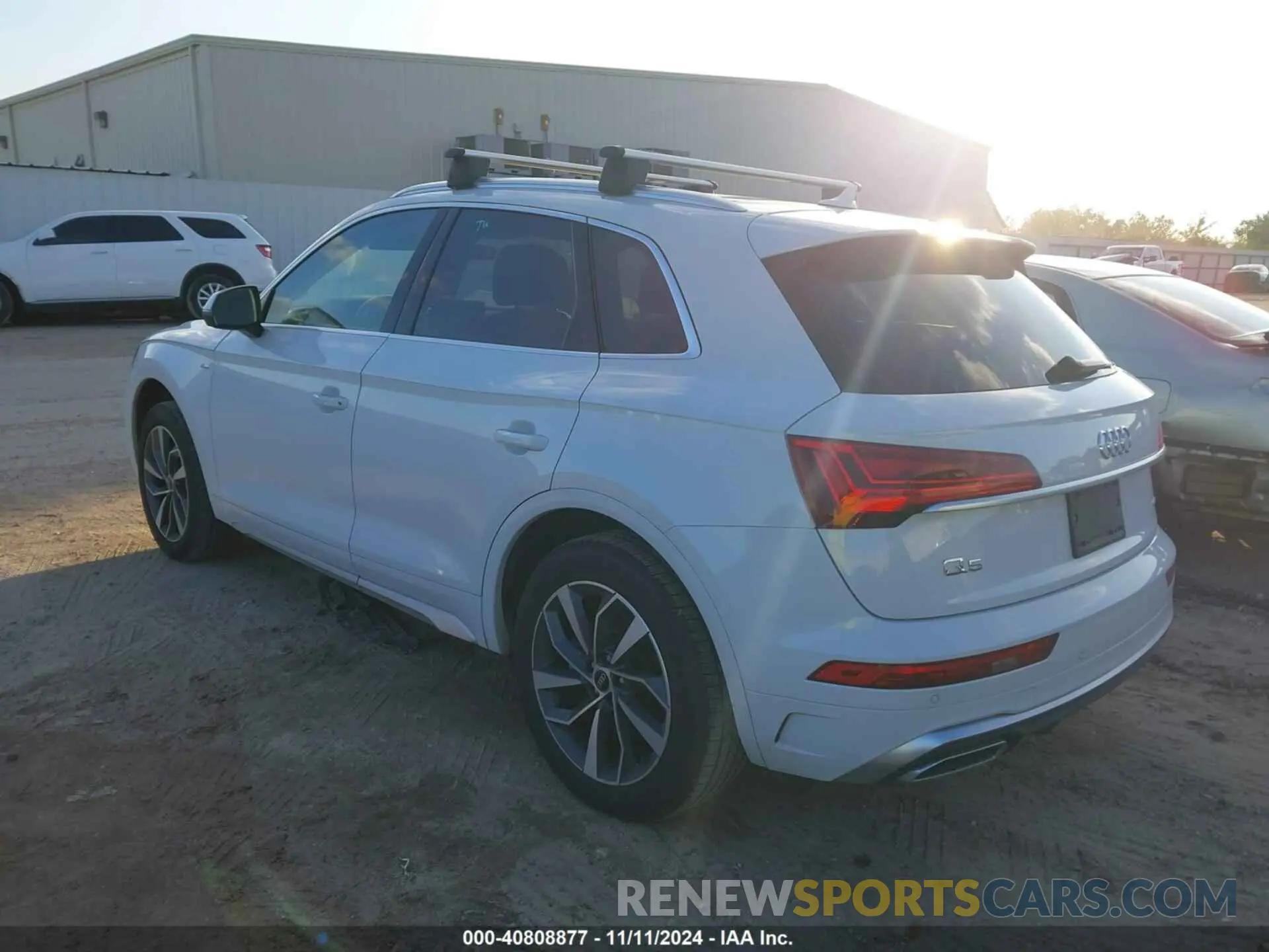 3 Photograph of a damaged car WA1EAAFY9N2071192 AUDI Q5 2022