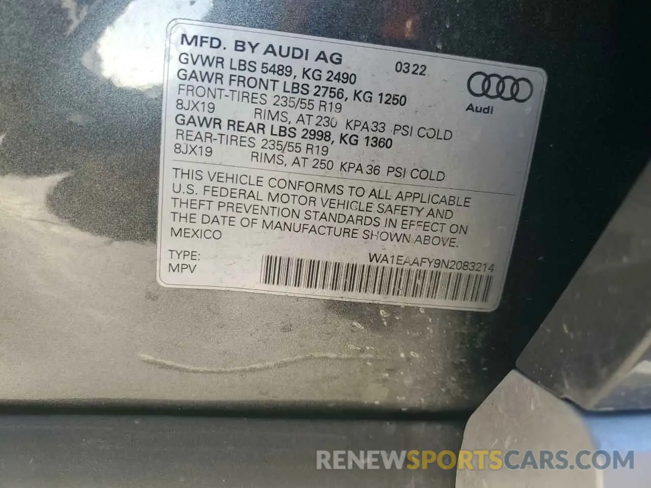 12 Photograph of a damaged car WA1EAAFY9N2083214 AUDI Q5 2022