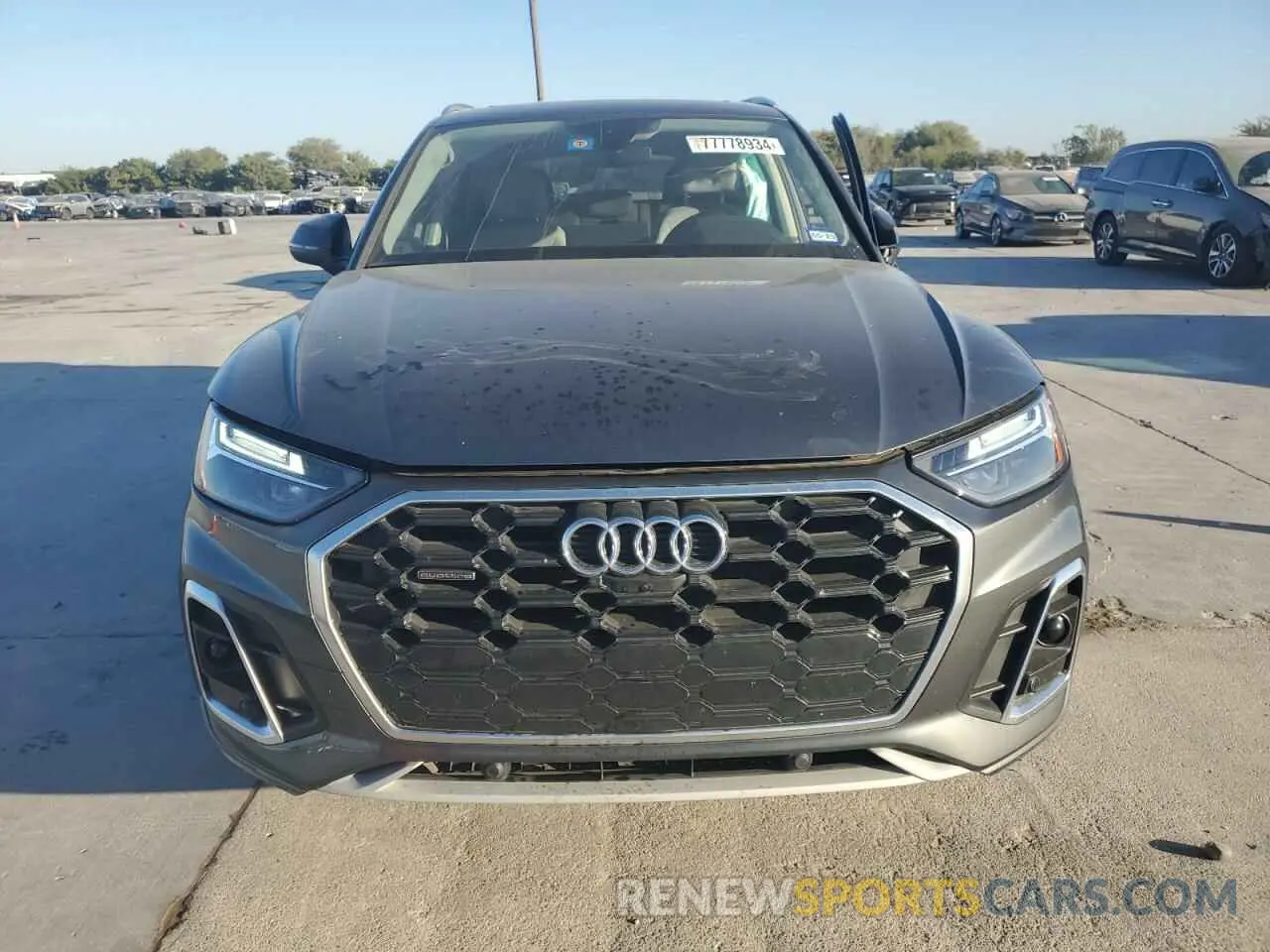 5 Photograph of a damaged car WA1EAAFY9N2083214 AUDI Q5 2022