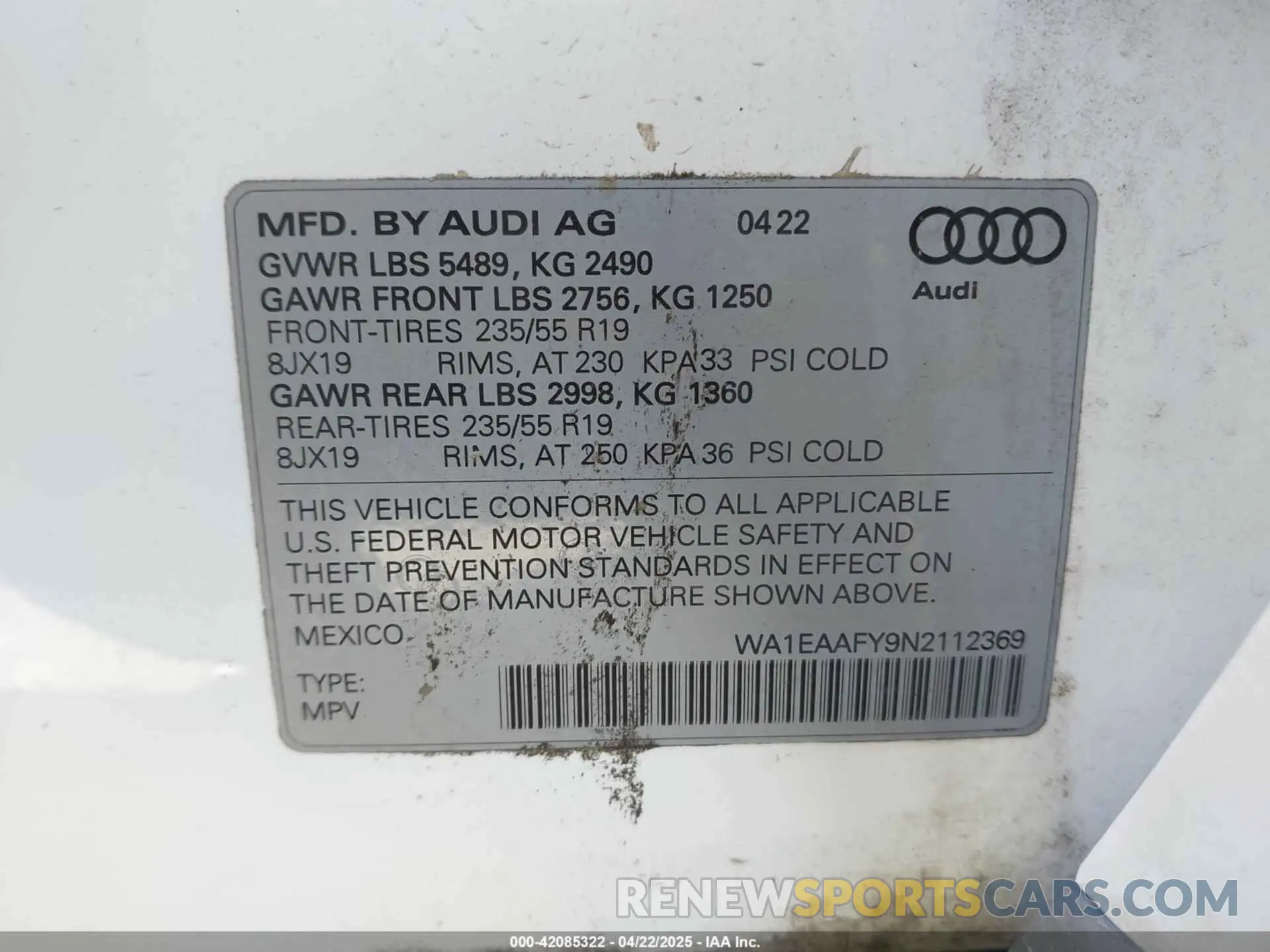 9 Photograph of a damaged car WA1EAAFY9N2112369 AUDI Q5 2022