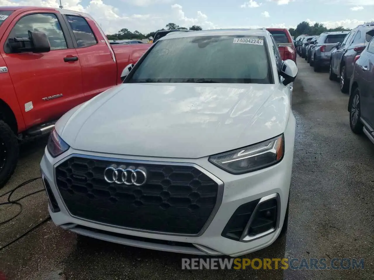 5 Photograph of a damaged car WA1EAAFYXN2051677 AUDI Q5 2022
